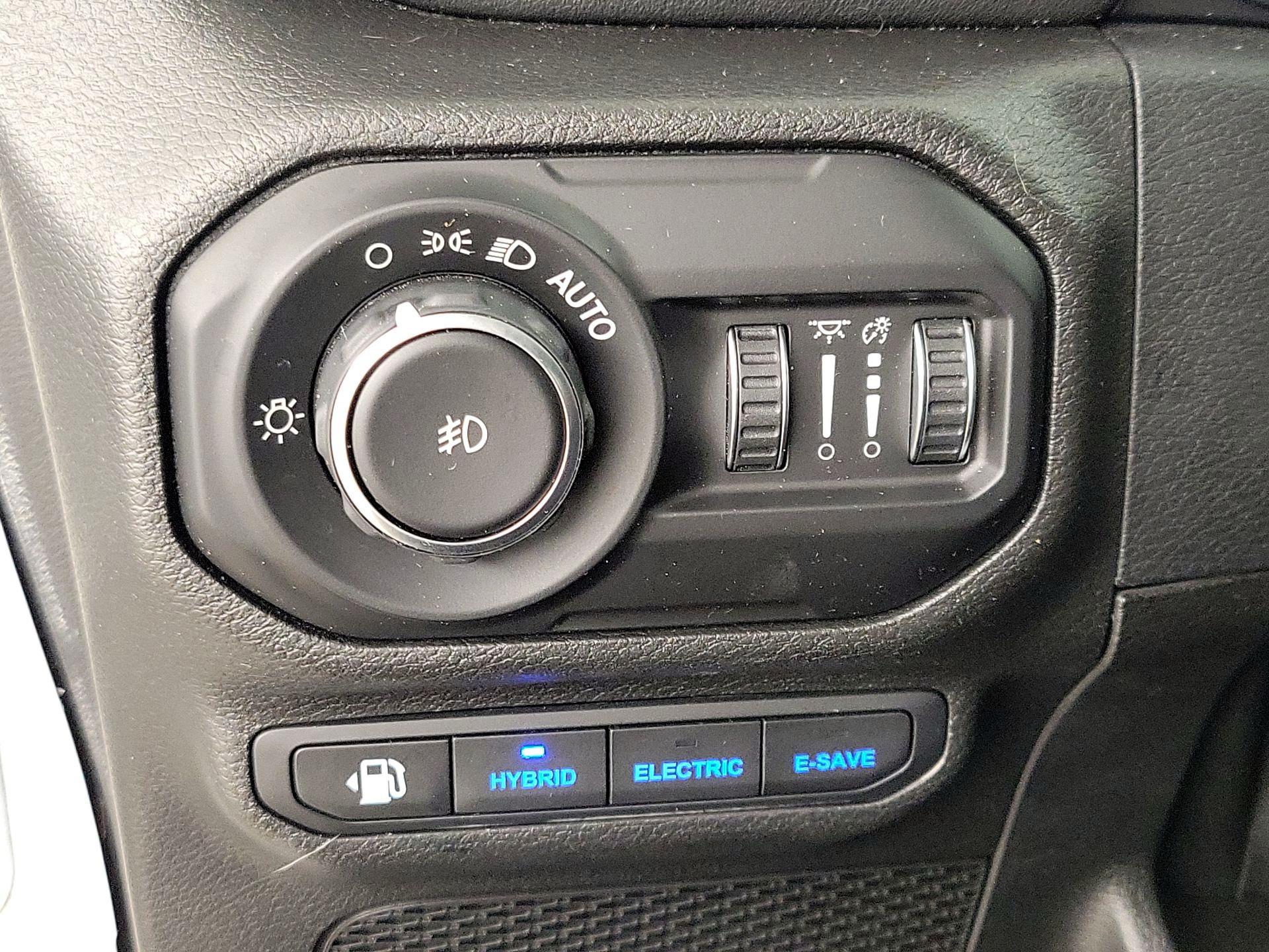 Thumbnail: 2021 Jeep Wrangler - 13