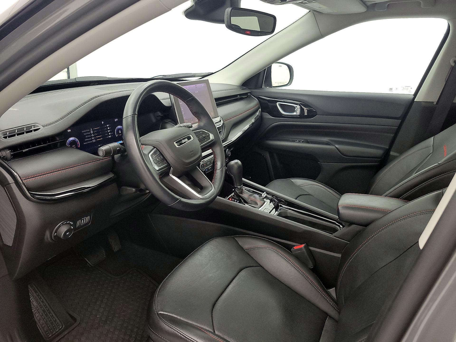 Thumbnail: 2022 Jeep Compass - 11