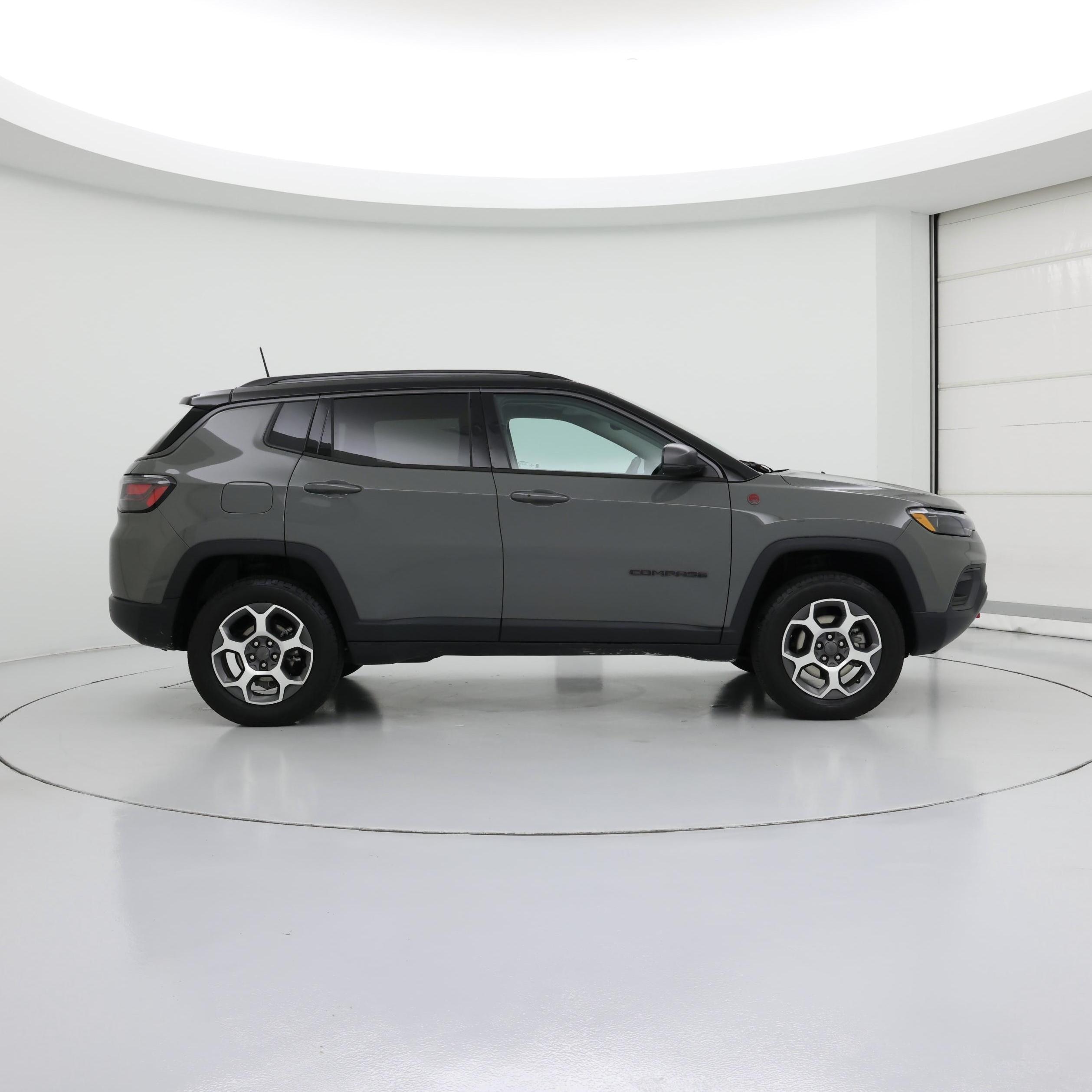 Thumbnail: 2022 Jeep Compass - 7