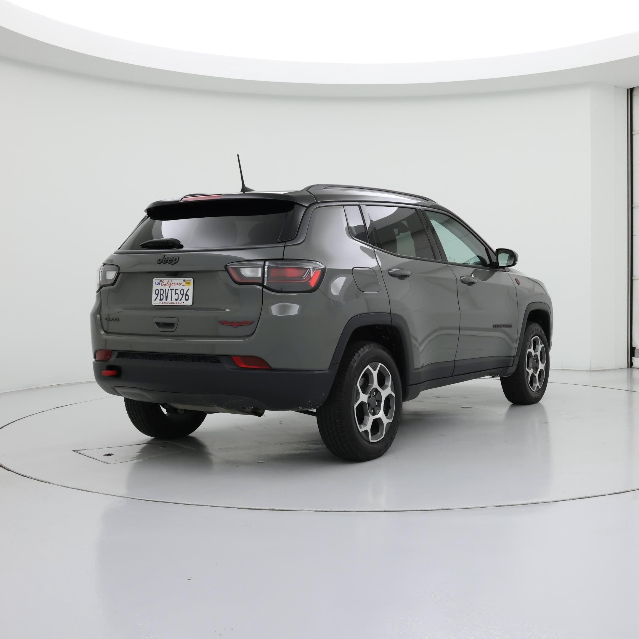 Thumbnail: 2022 Jeep Compass - 8