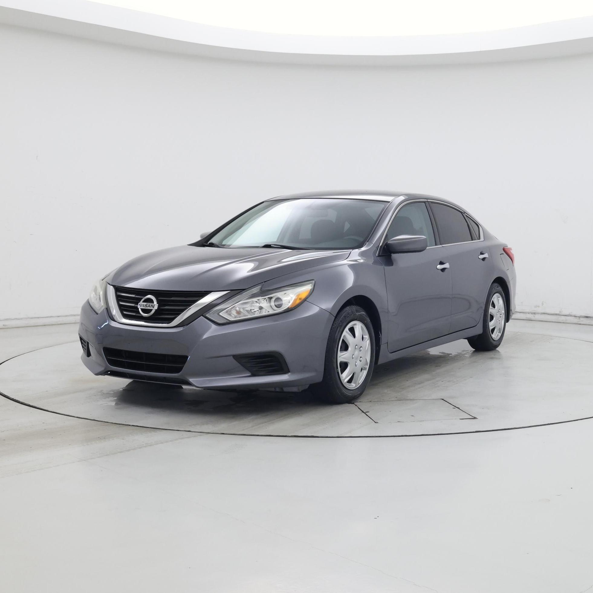 Thumbnail: 2016 Nissan Altima - 4