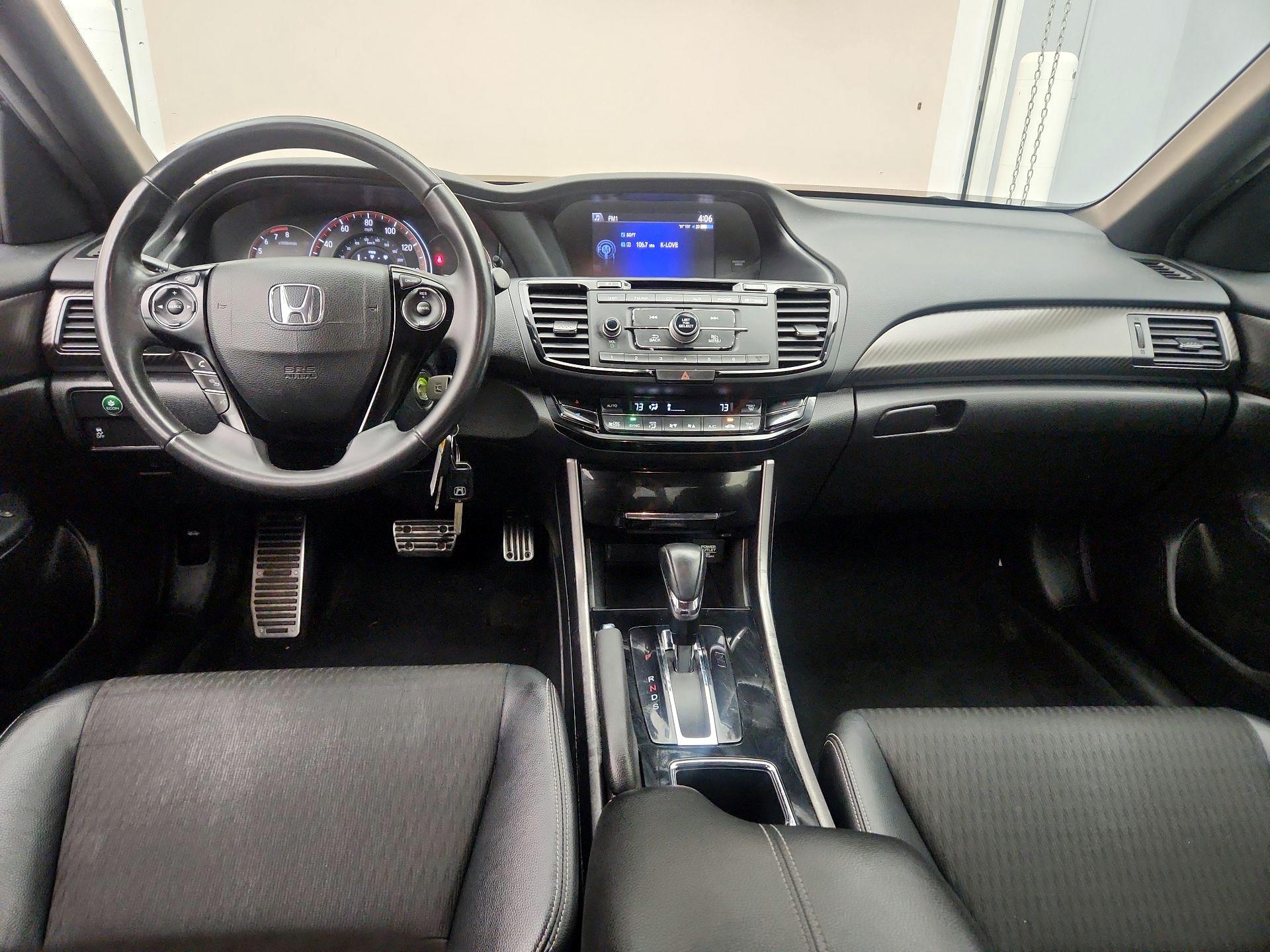 Thumbnail: 2016 Honda Accord - 9