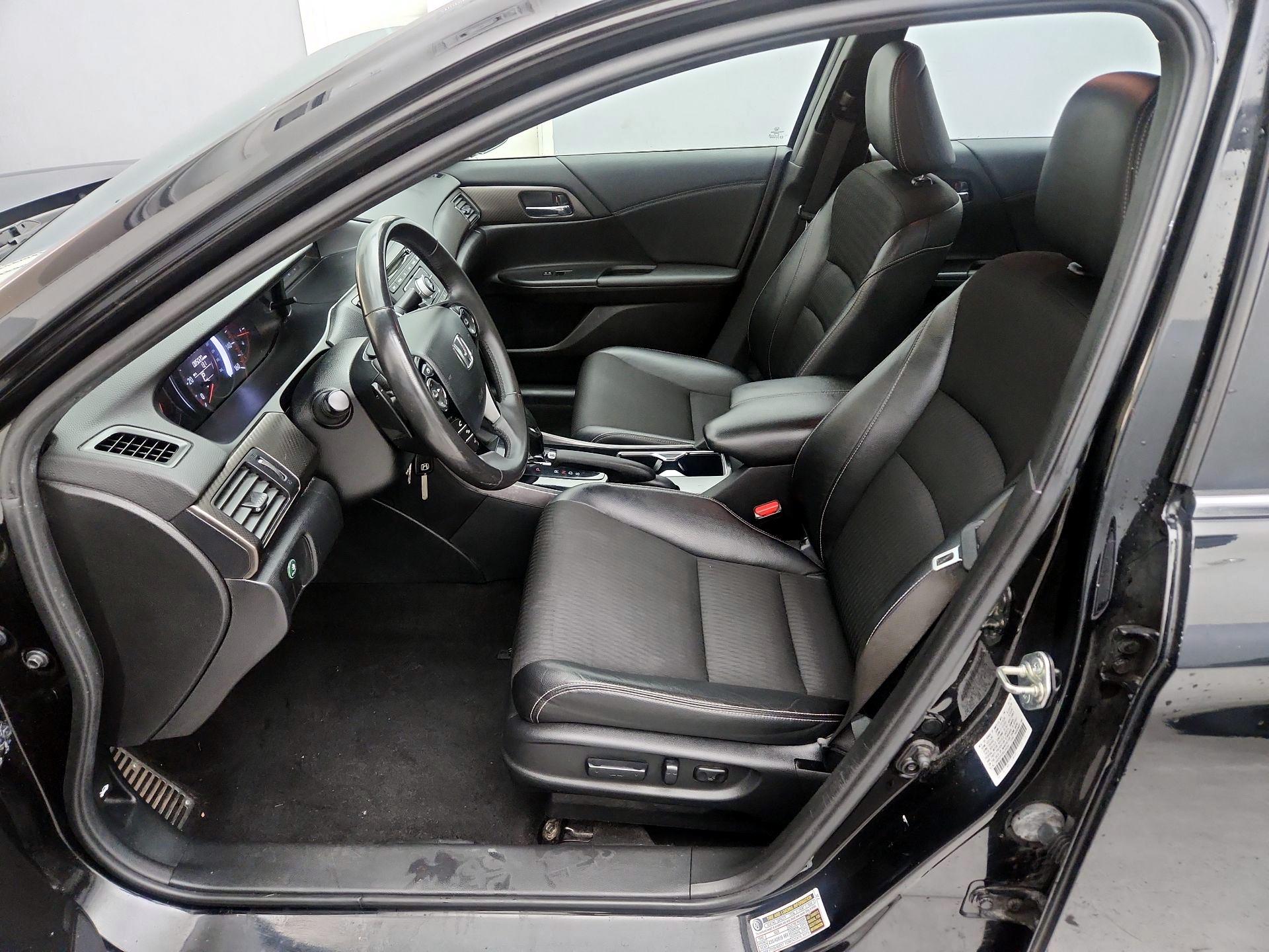 Thumbnail: 2016 Honda Accord - 11