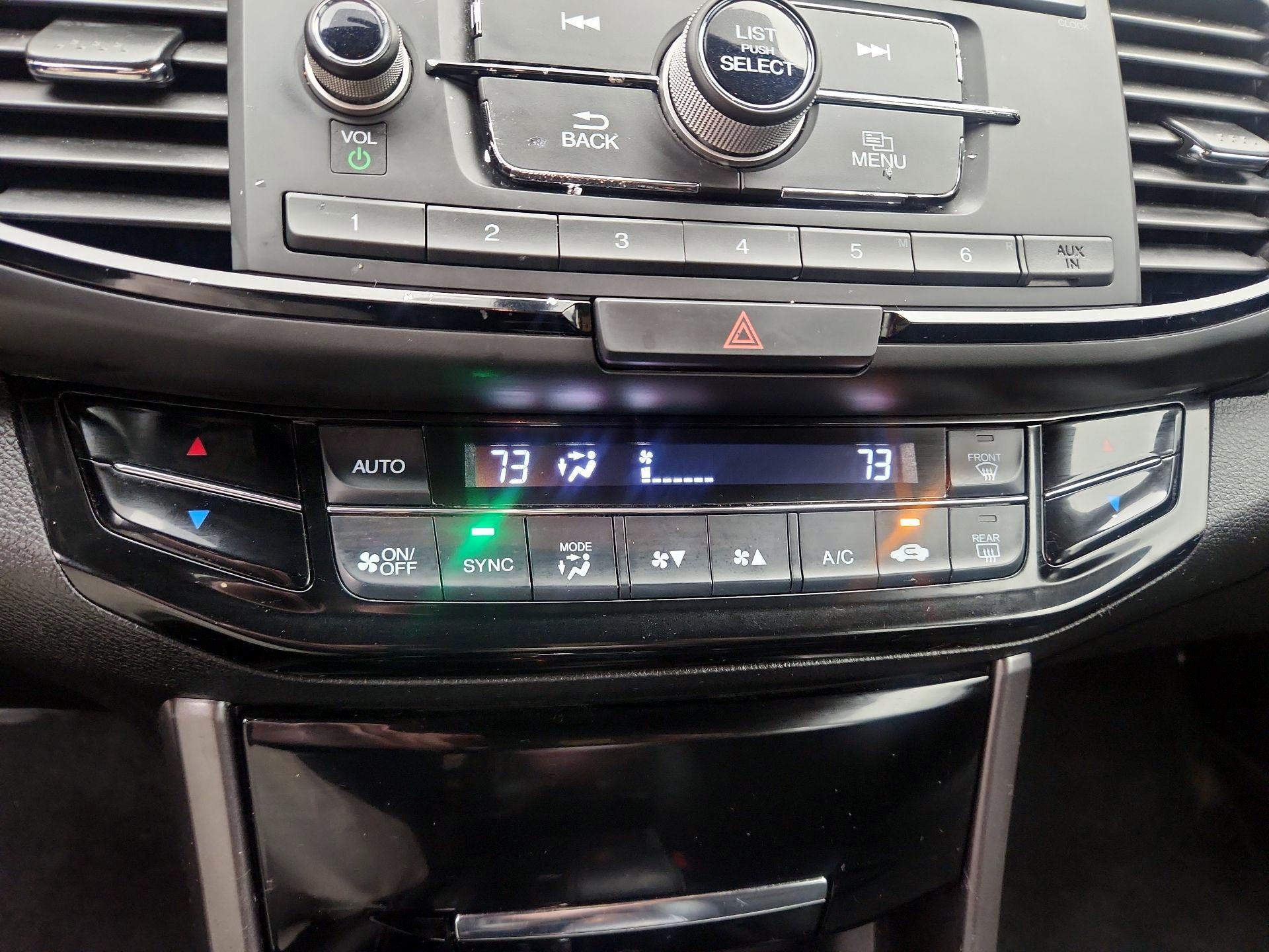 Thumbnail: 2016 Honda Accord - 16