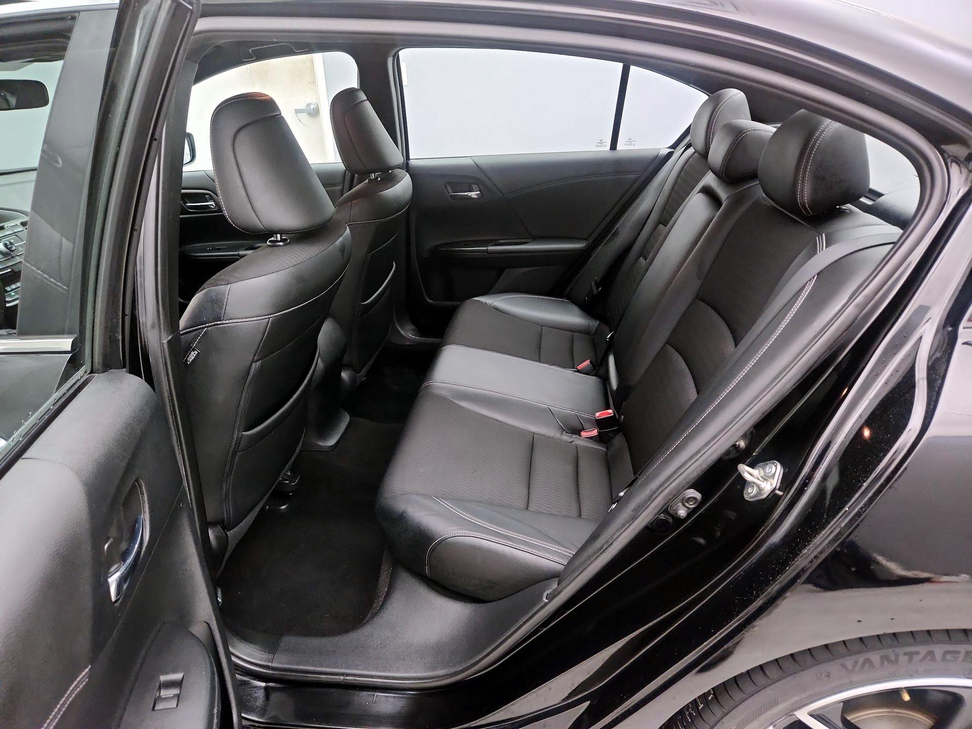 Thumbnail: 2016 Honda Accord - 19