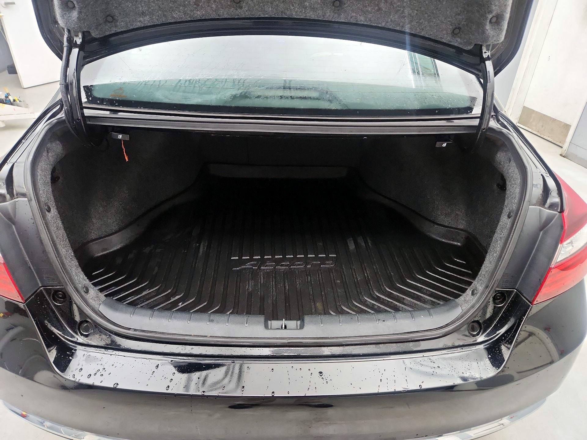Thumbnail: 2016 Honda Accord - 20