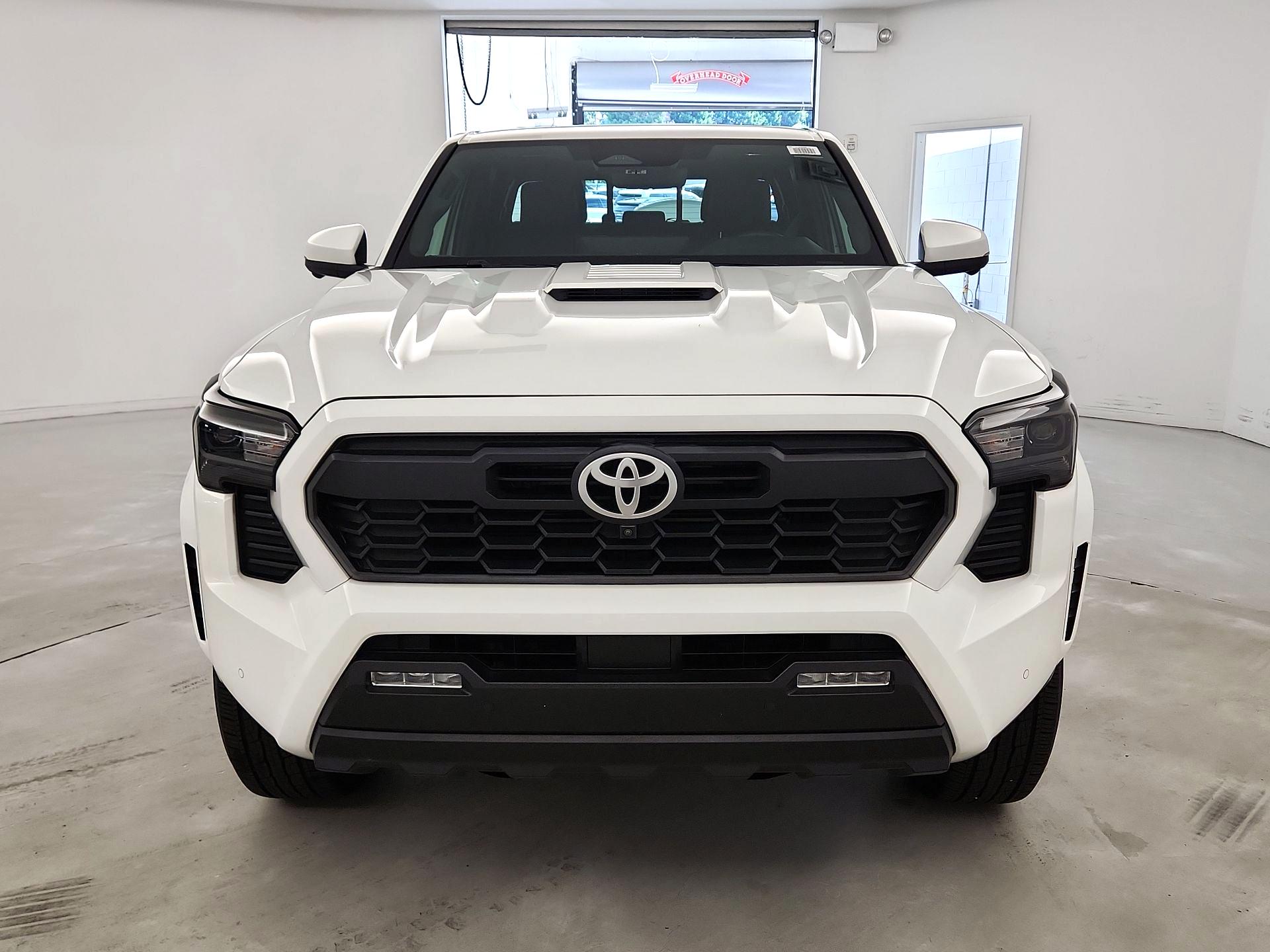 Thumbnail: 2024 Toyota Tacoma - 2