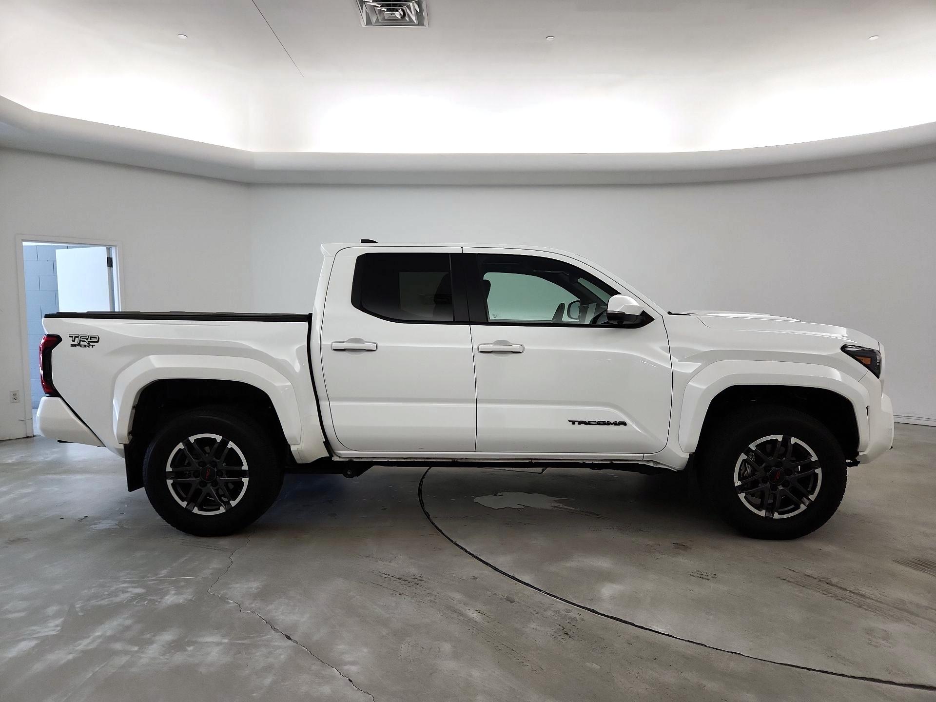 Thumbnail: 2024 Toyota Tacoma - 4