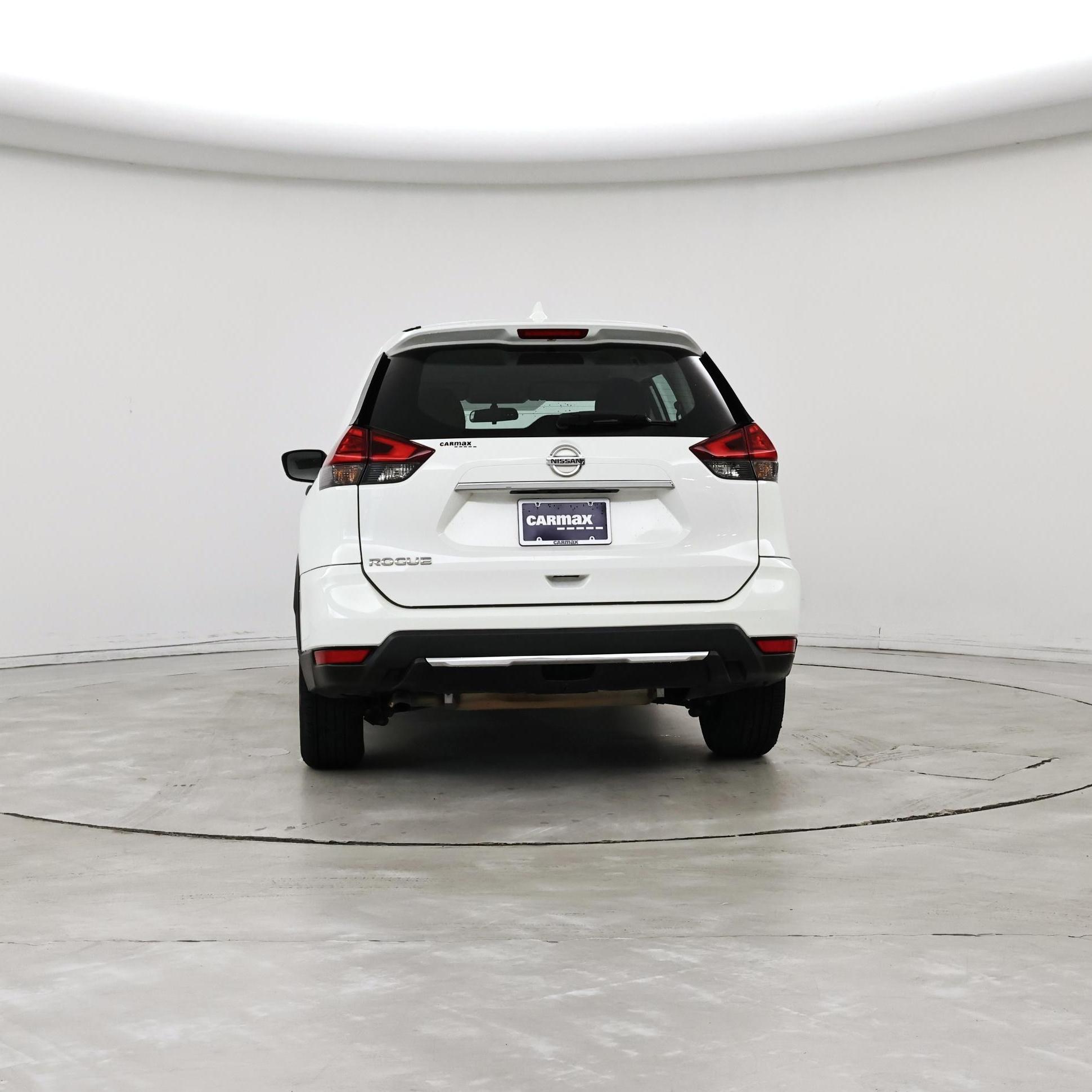 Thumbnail: 2017 Nissan Rogue - 6