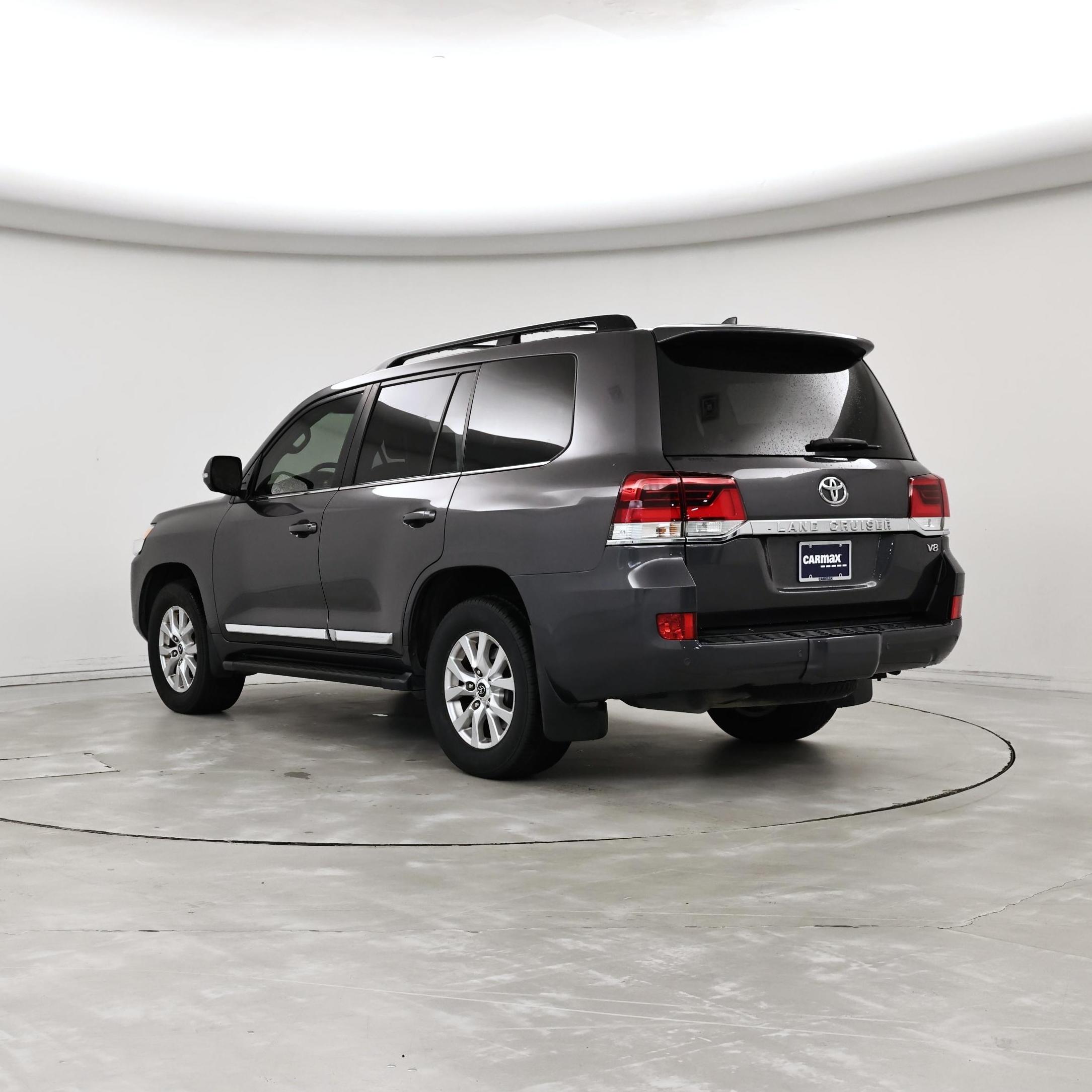 Thumbnail: 2017 Toyota Land Cruiser - 2