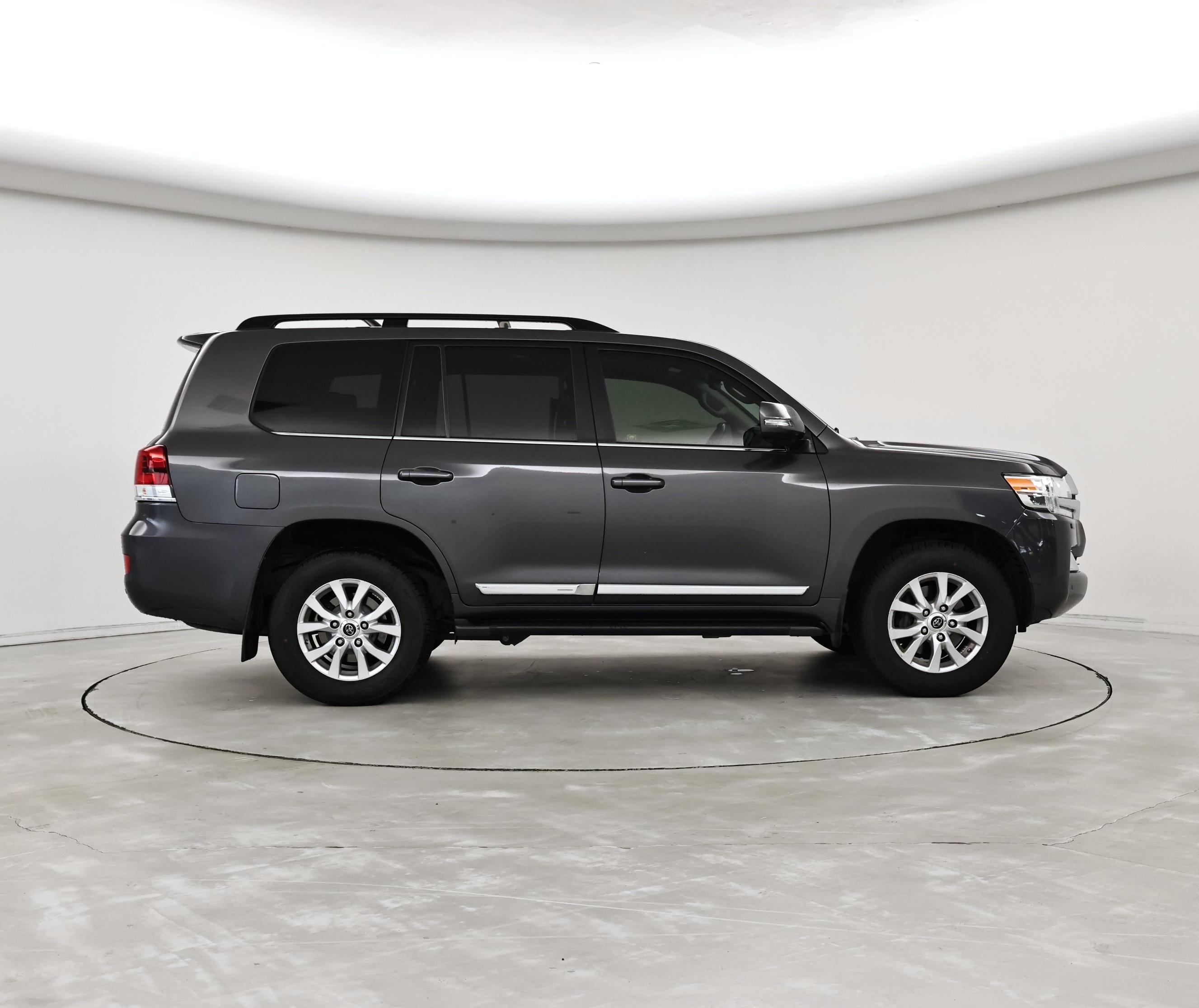 Thumbnail: 2017 Toyota Land Cruiser - 7