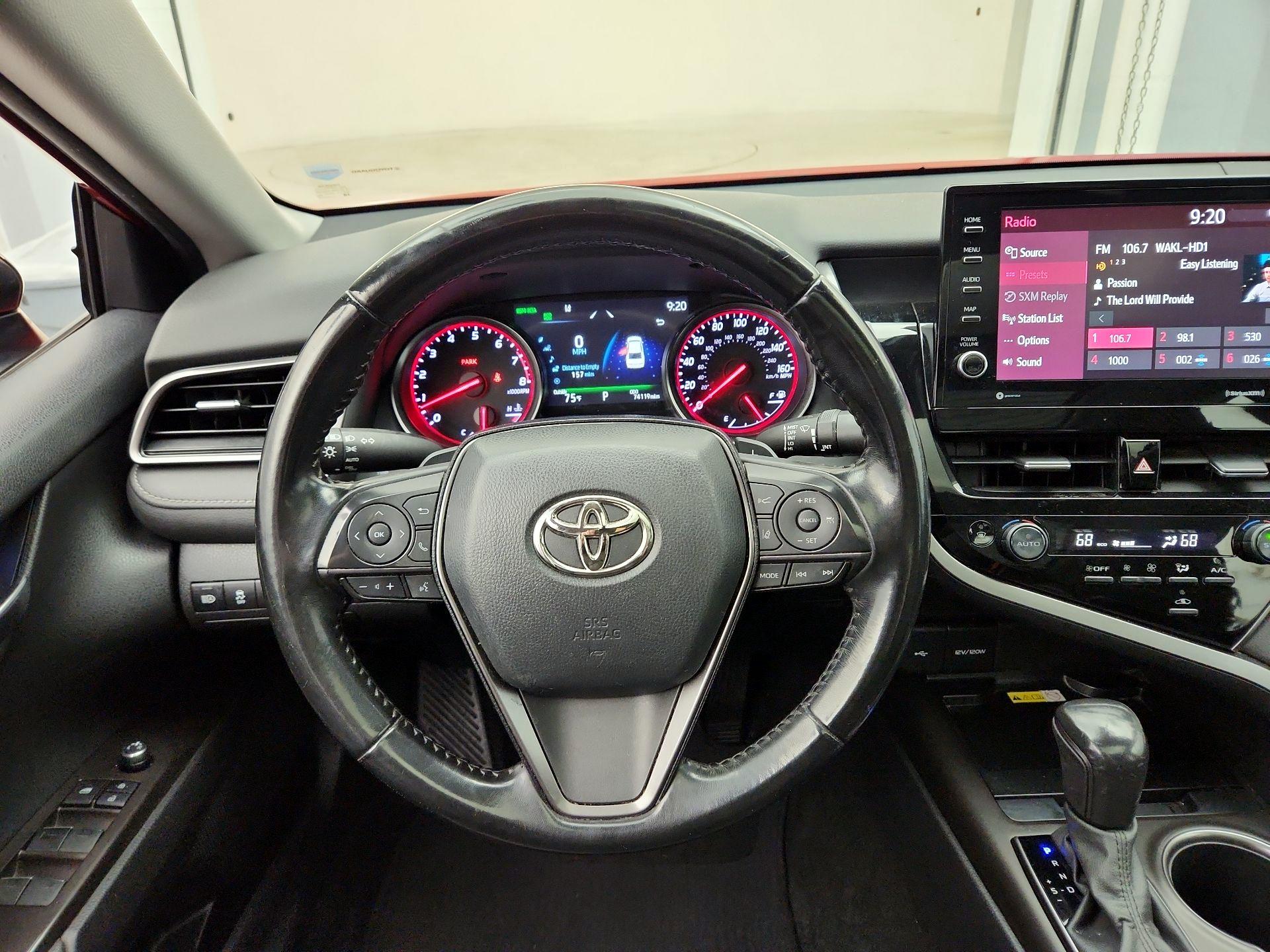 Thumbnail: 2022 Toyota Camry - 10