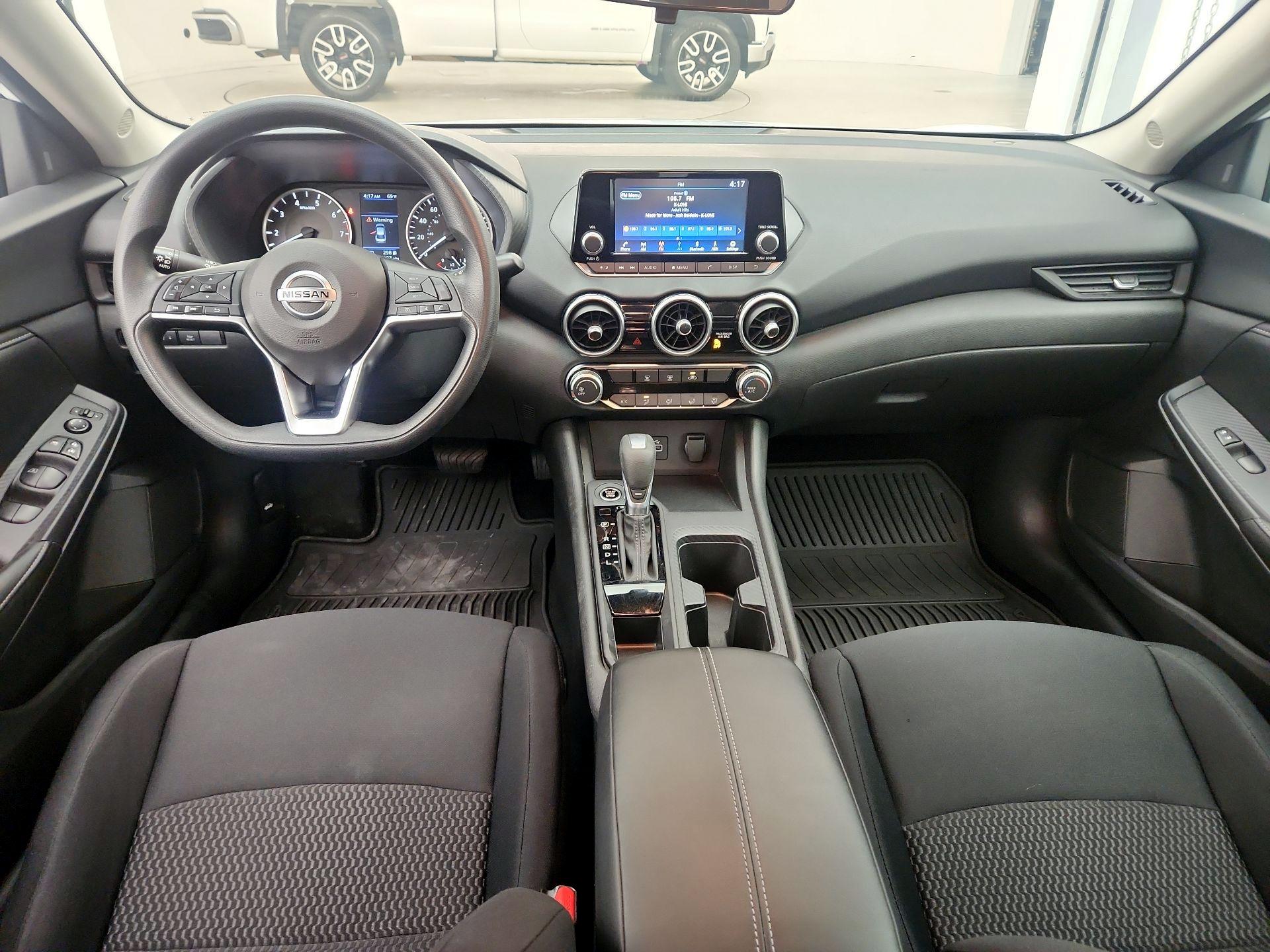 Thumbnail: 2023 Nissan Sentra - 9