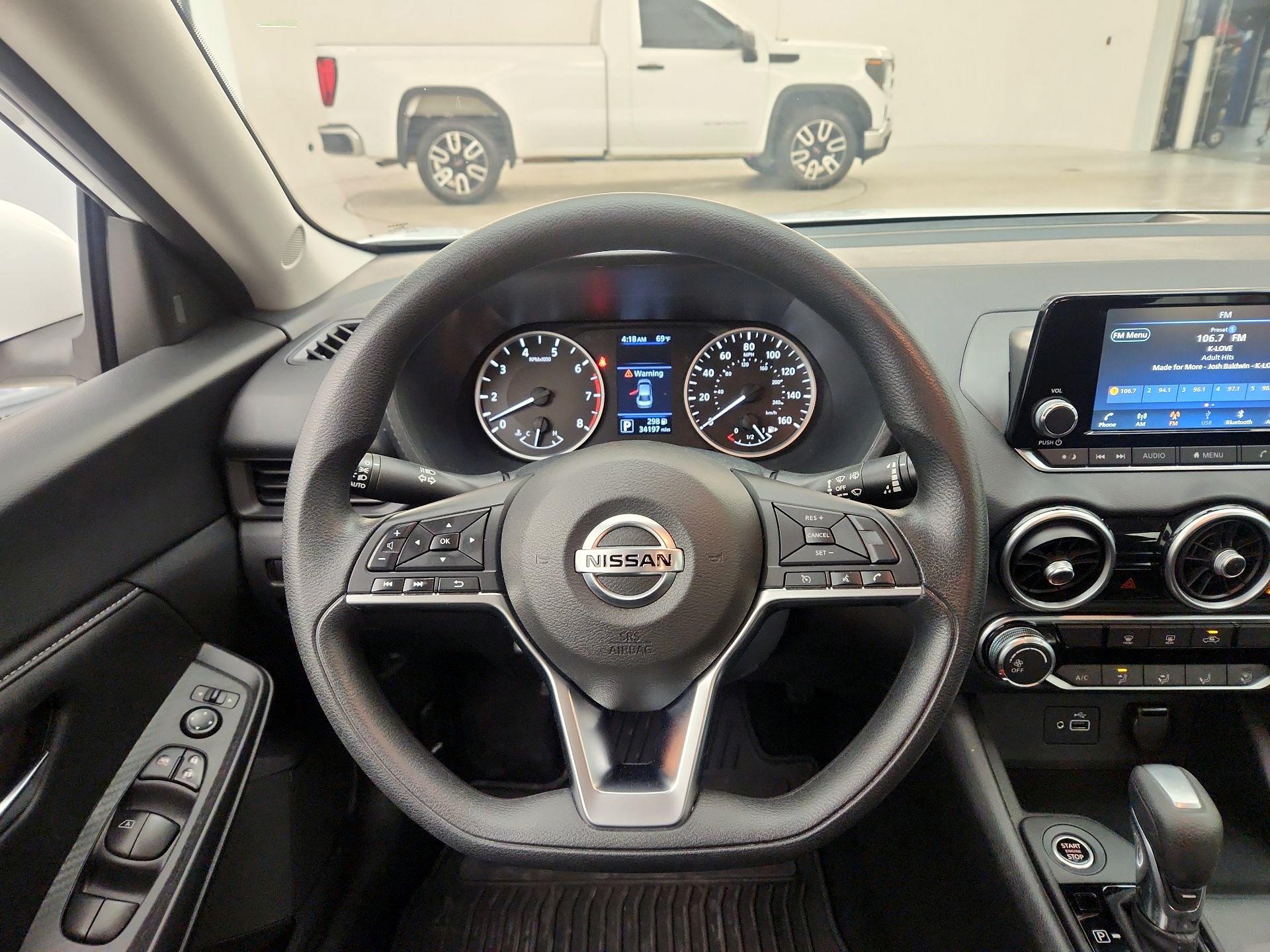 Thumbnail: 2023 Nissan Sentra - 10