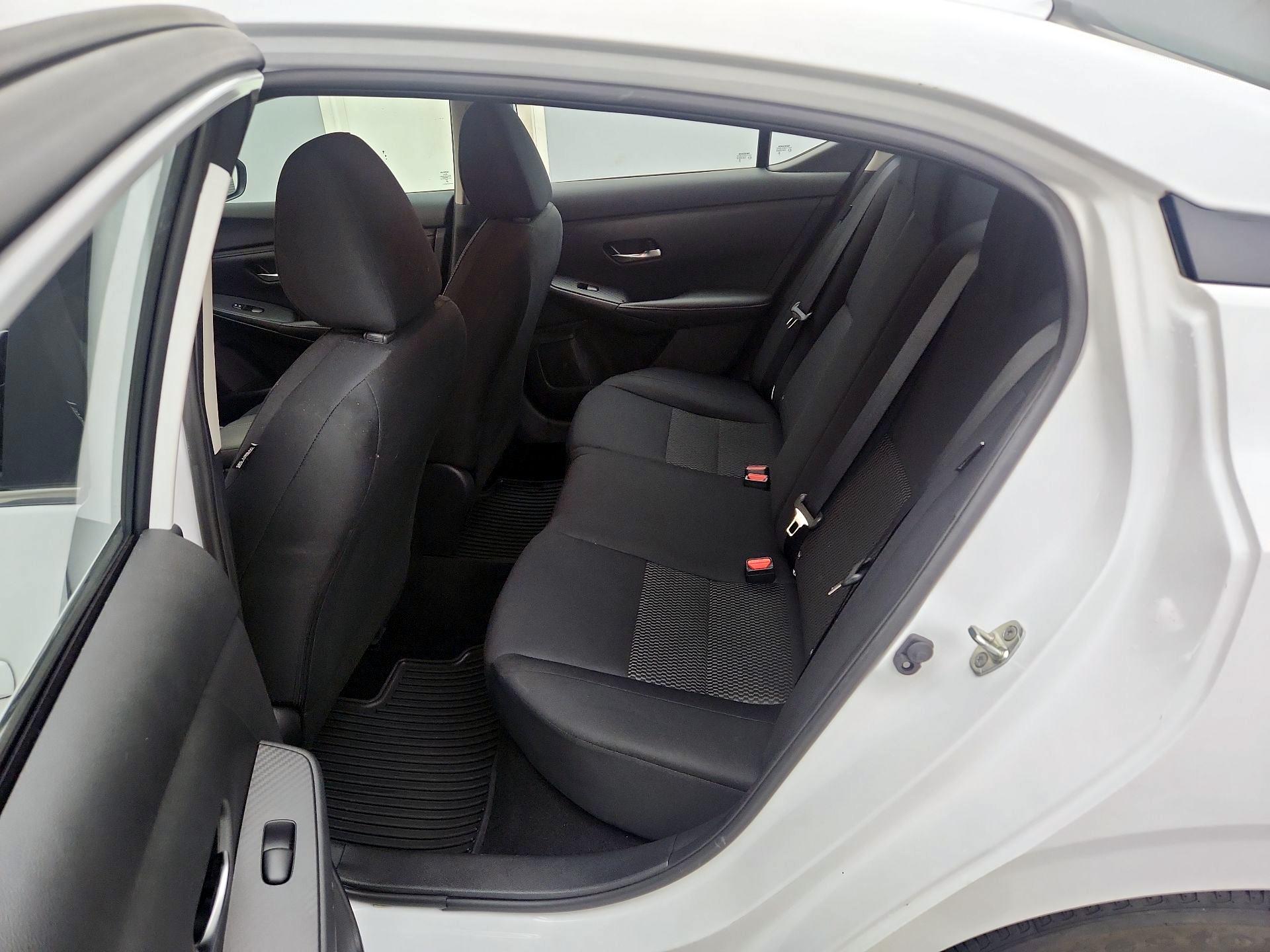 Thumbnail: 2023 Nissan Sentra - 19
