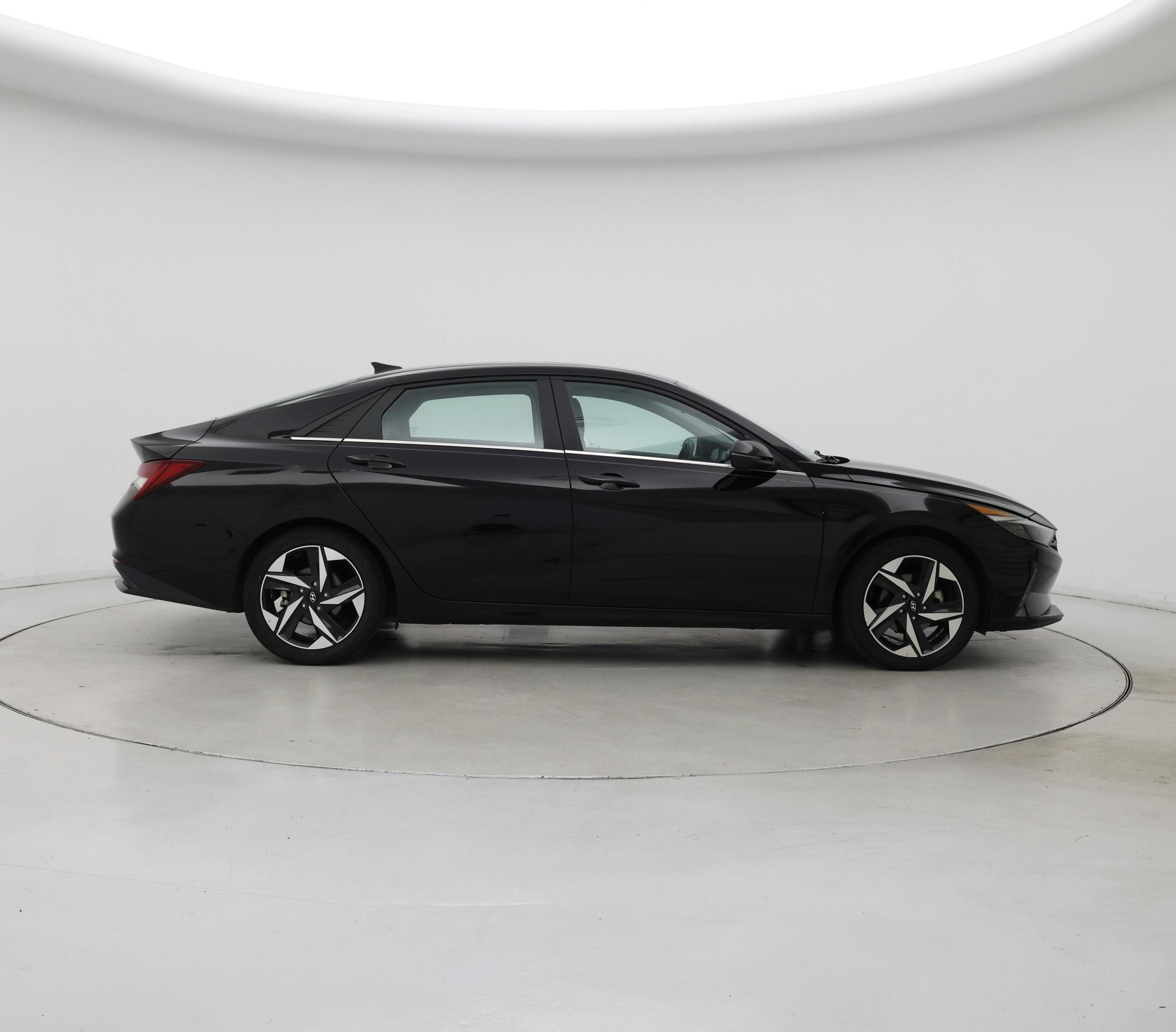 Thumbnail: 2023 Hyundai Elantra - 7