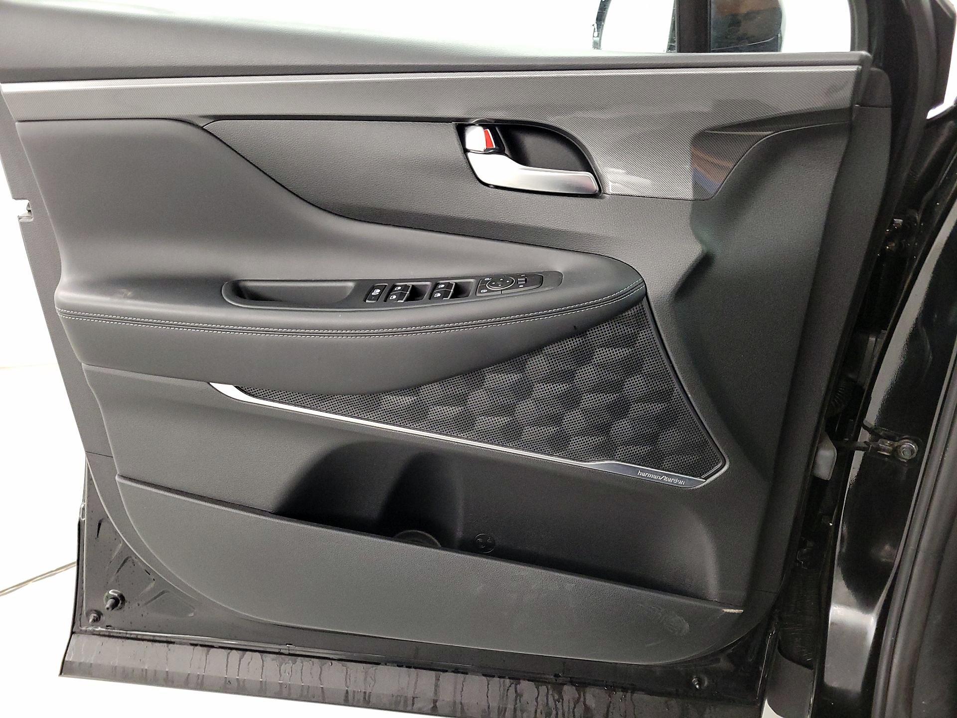 Thumbnail: 2022 Hyundai Santa Fe - 12
