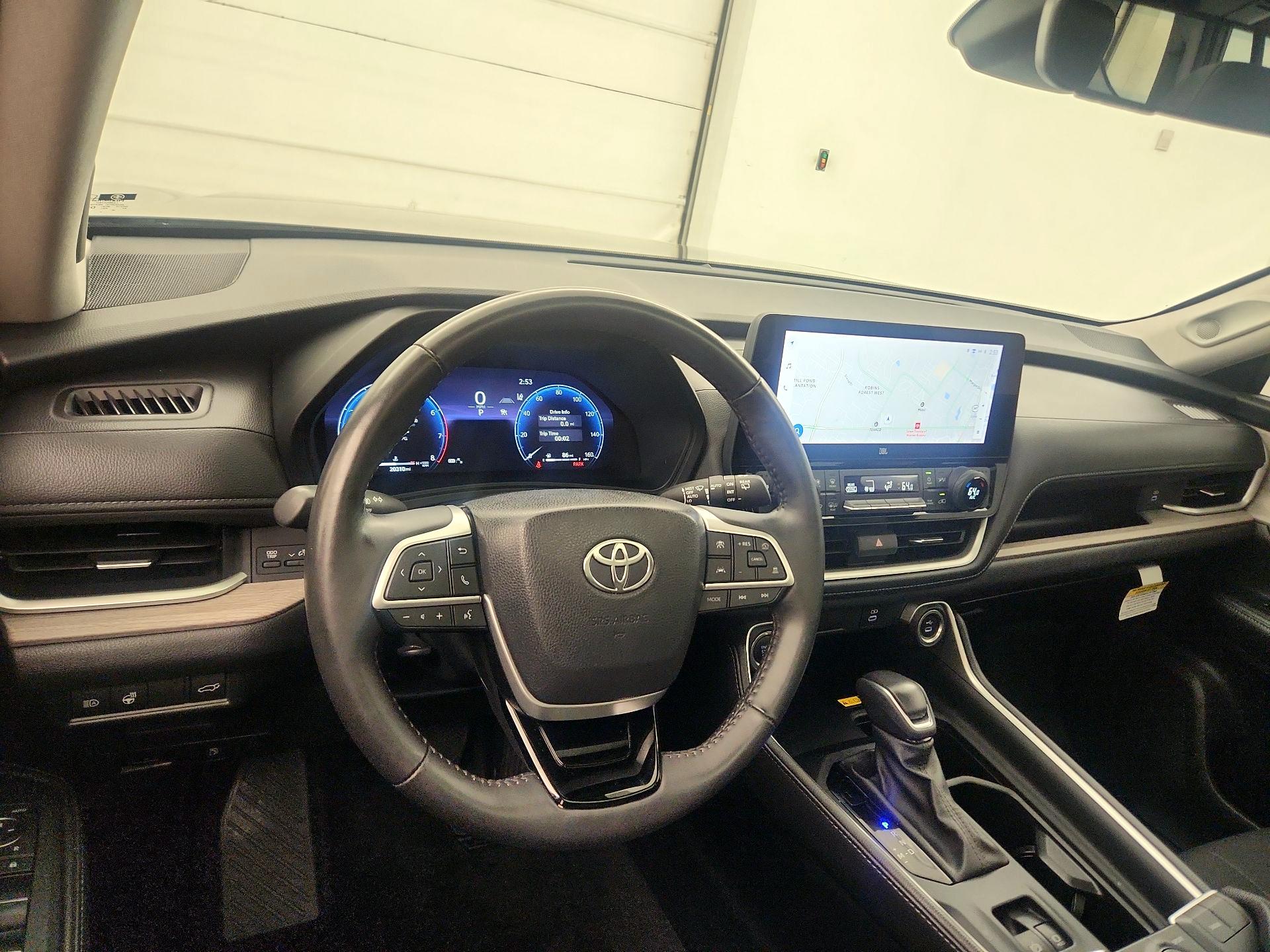 Thumbnail: 2024 Toyota Grand Highlander - 9