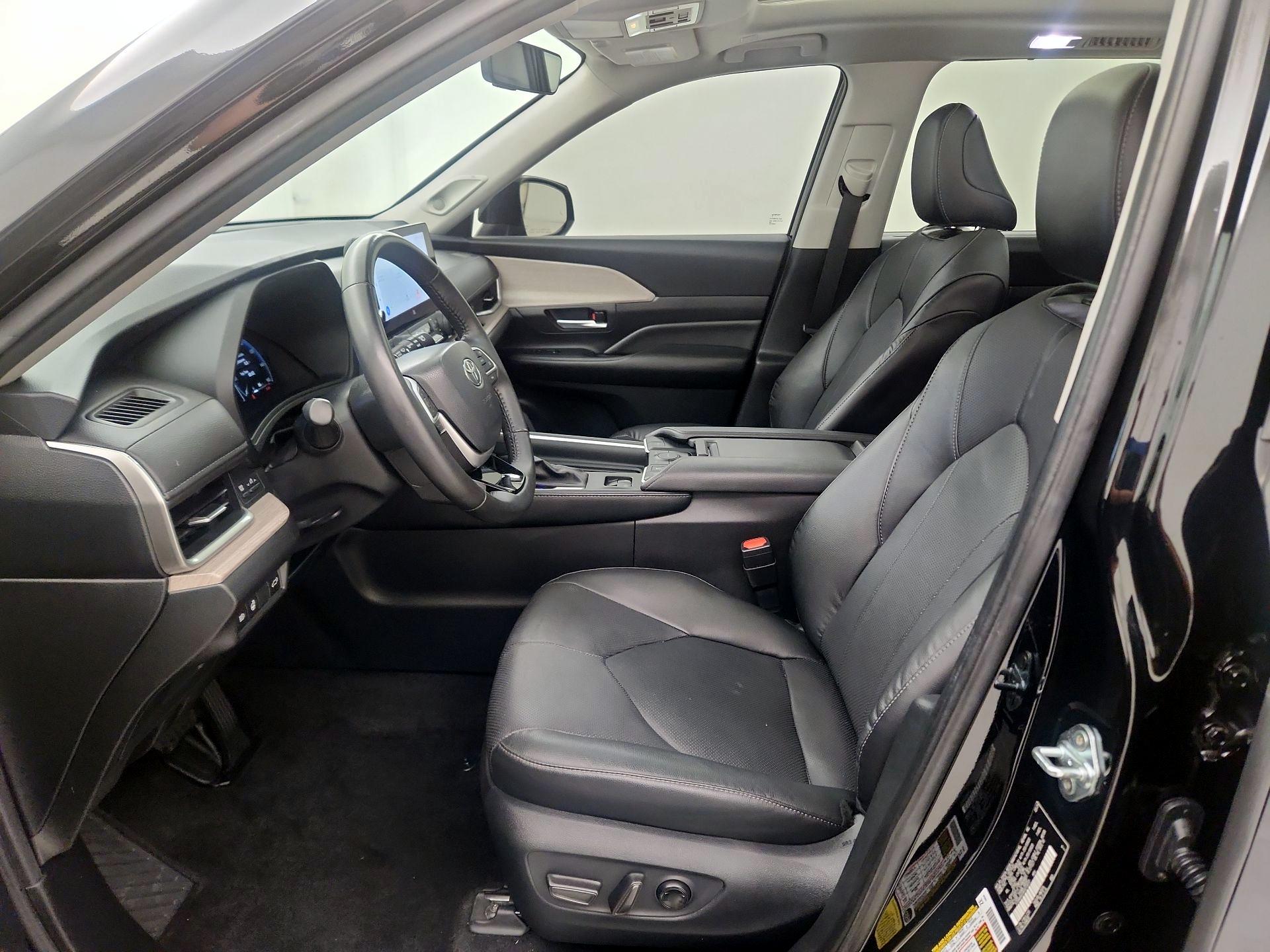 Thumbnail: 2024 Toyota Grand Highlander - 11