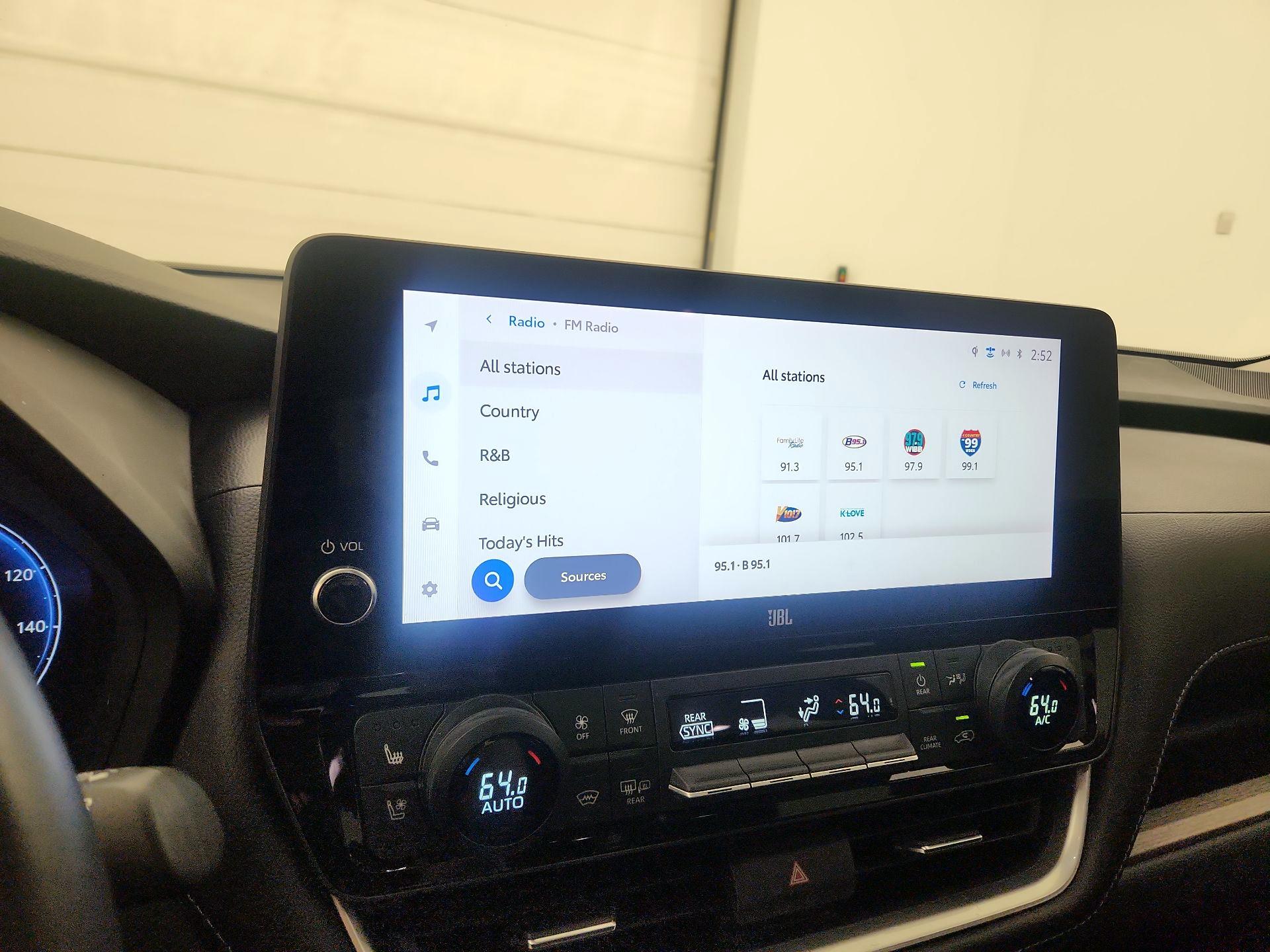 Thumbnail: 2024 Toyota Grand Highlander - 16