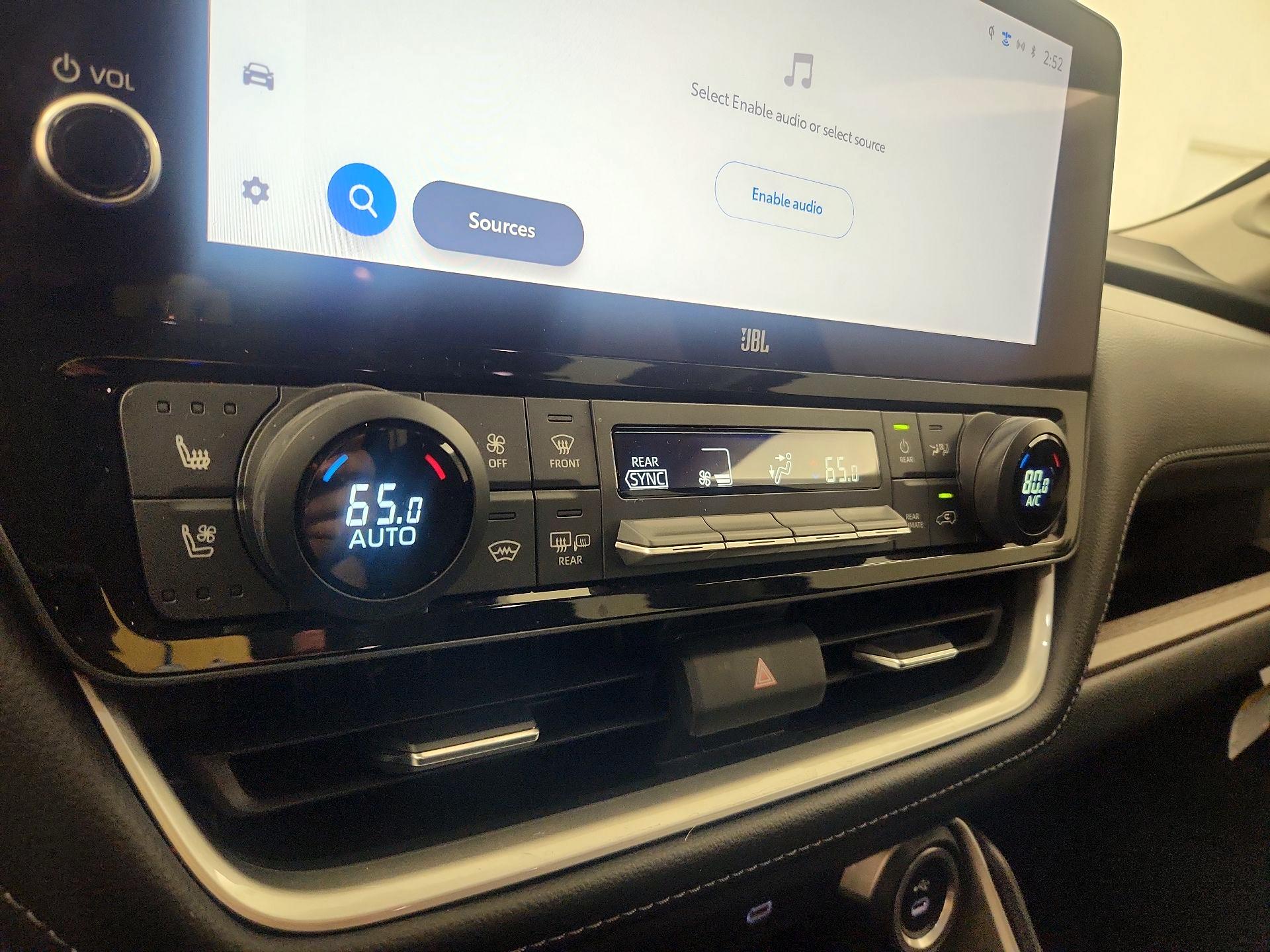 Thumbnail: 2024 Toyota Grand Highlander - 17