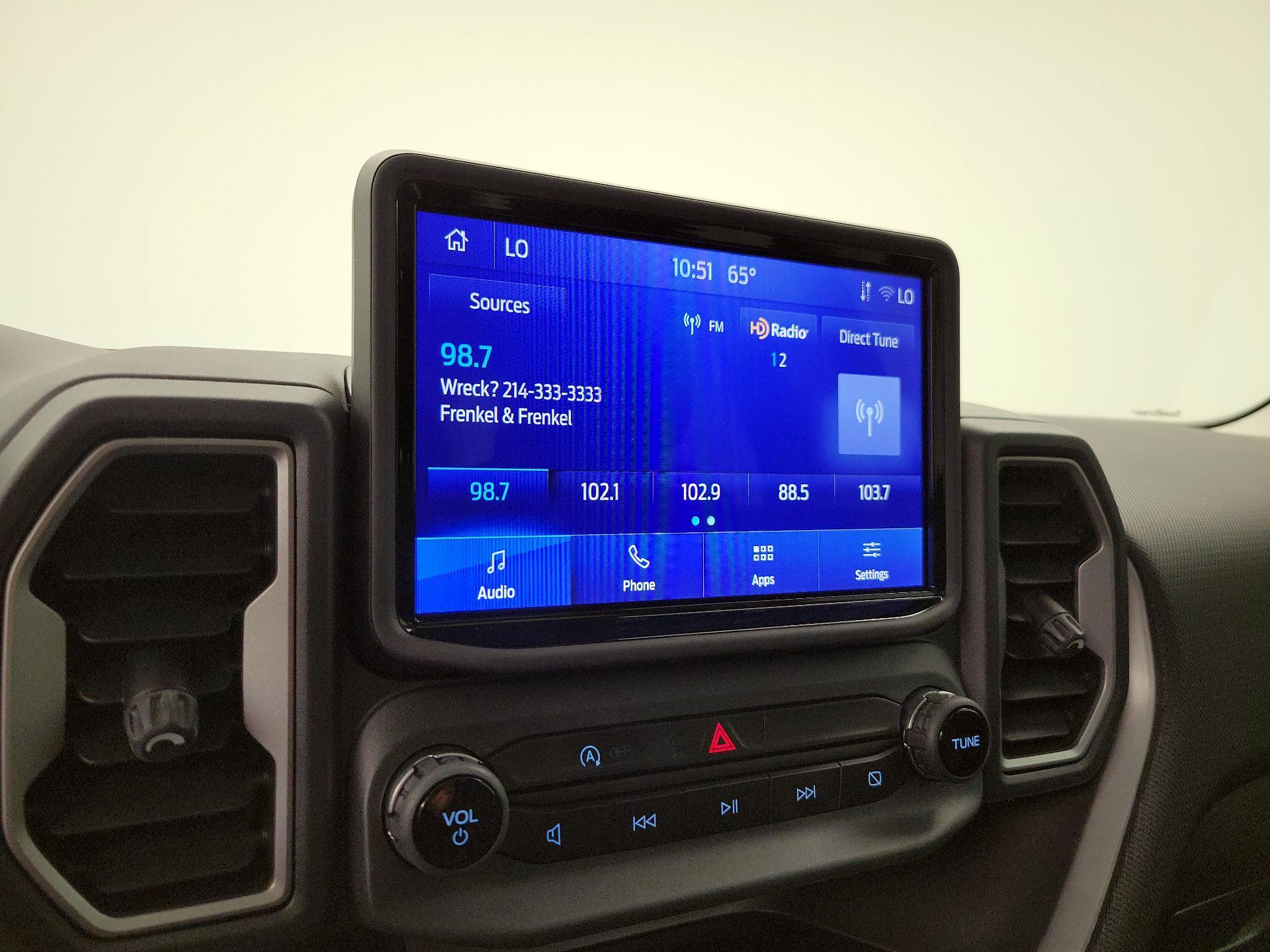 Thumbnail: 2022 Ford Bronco Sport - 15