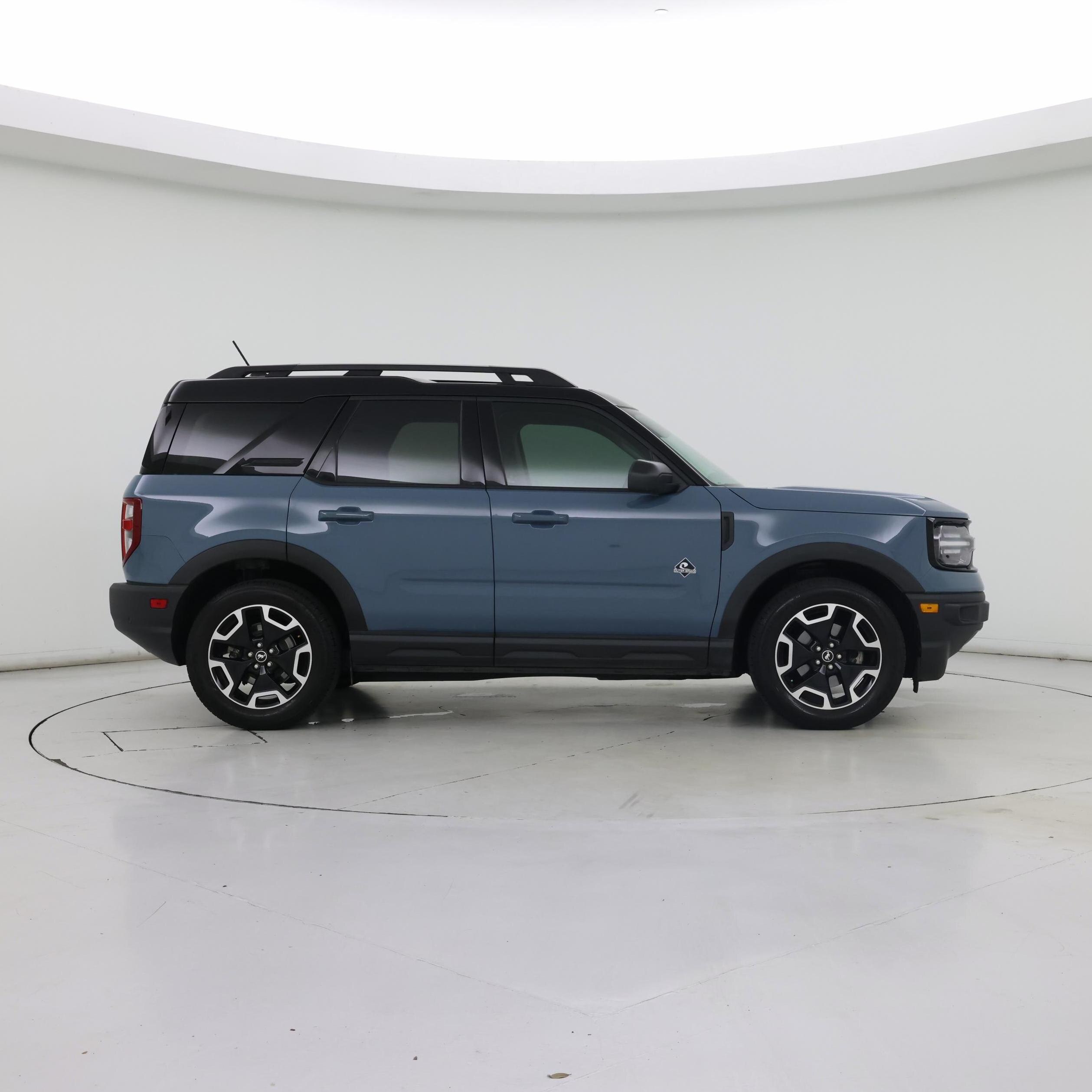 Thumbnail: 2022 Ford Bronco Sport - 7