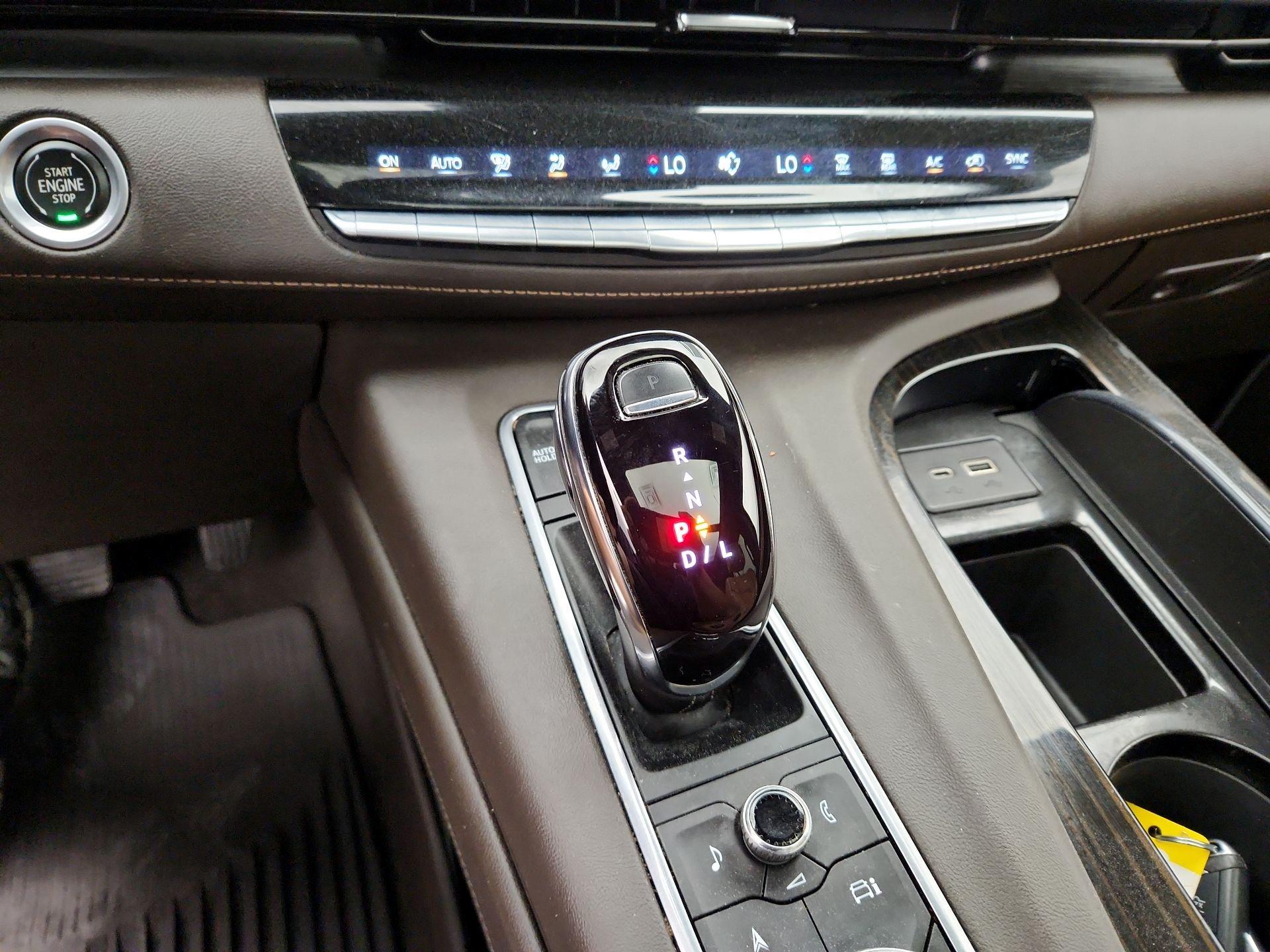 Thumbnail: 2022 Cadillac Escalade - 17