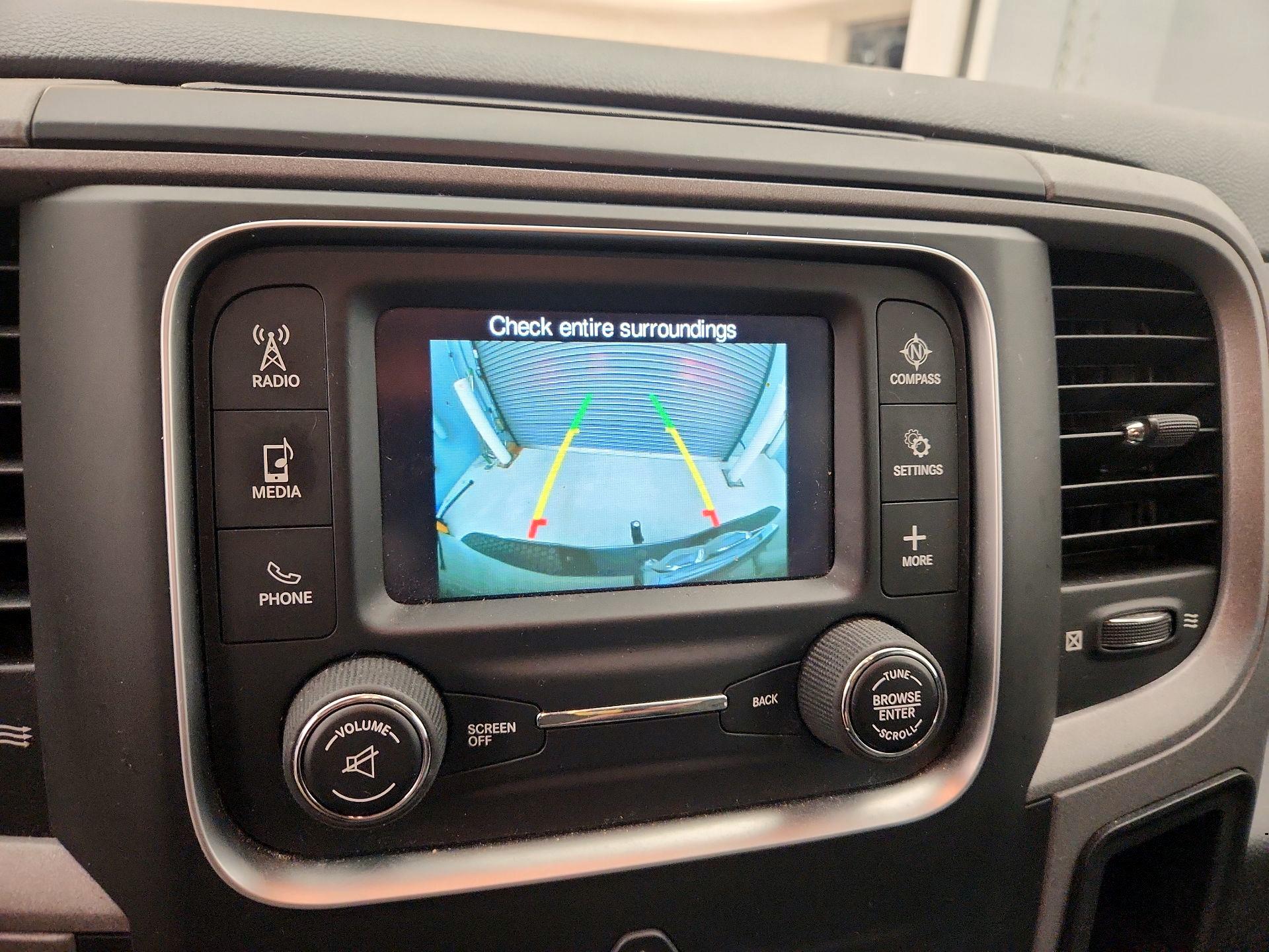 Thumbnail: 2019 RAM 1500 Classic - 15