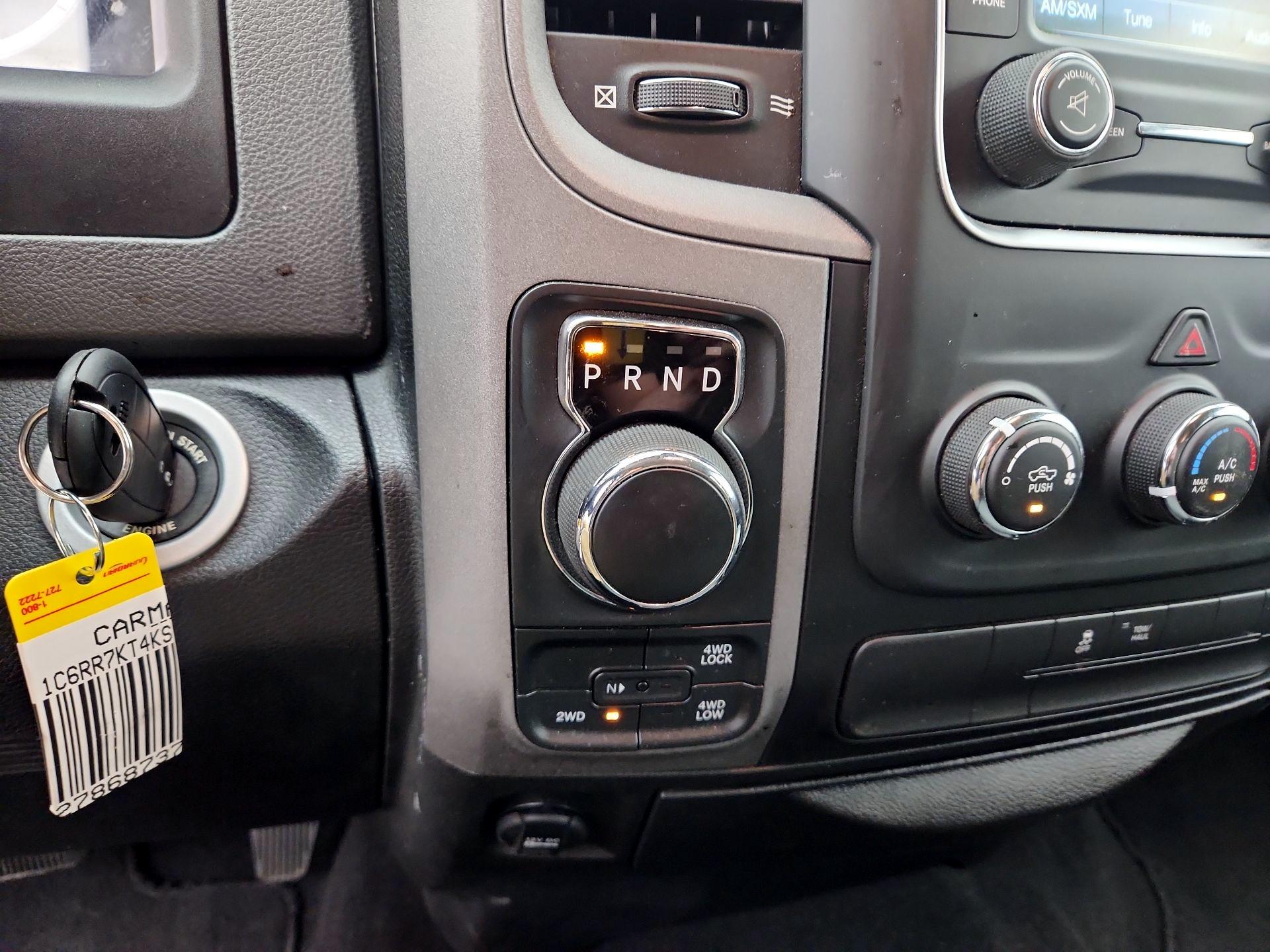 Thumbnail: 2019 RAM 1500 Classic - 18