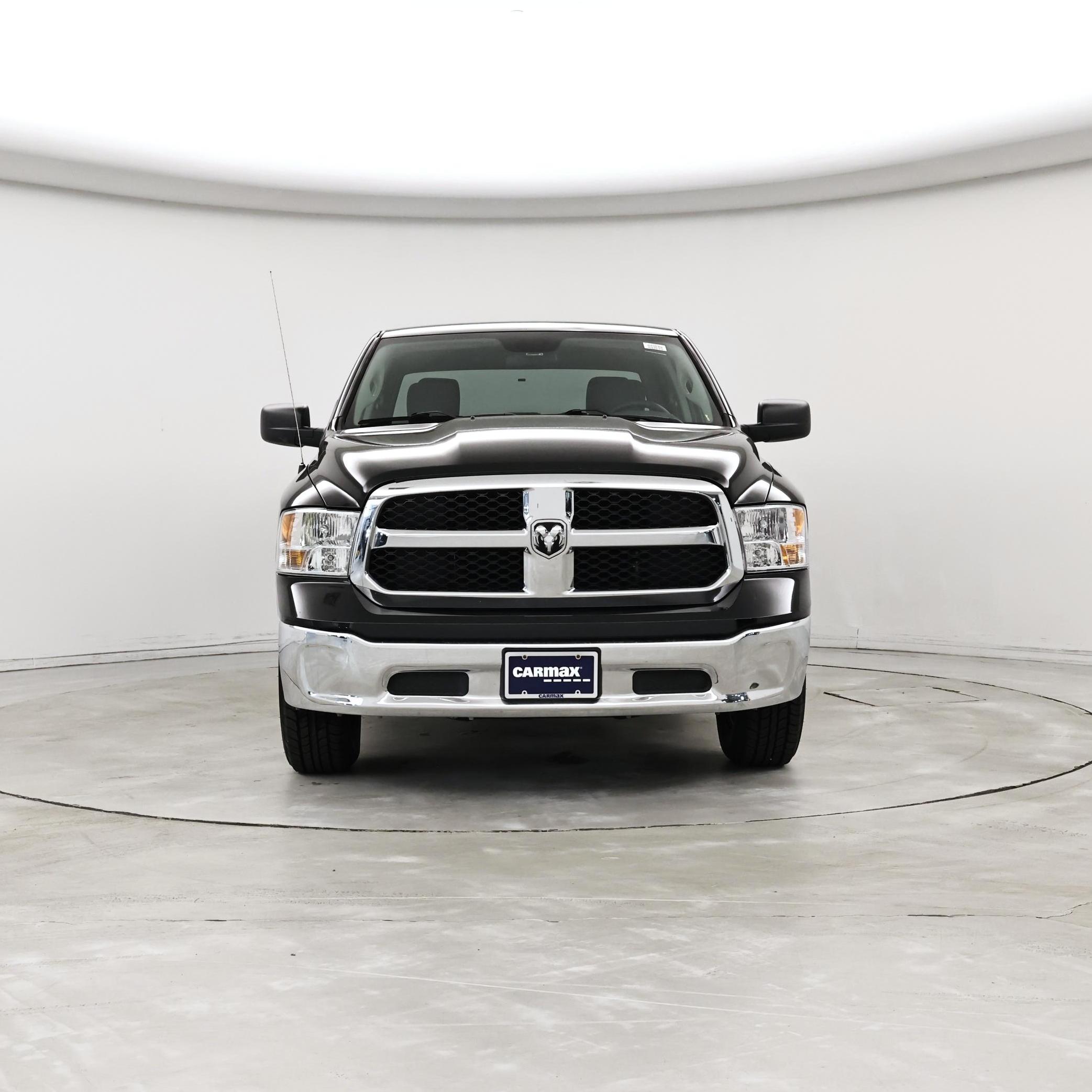 Thumbnail: 2019 RAM 1500 Classic - 5