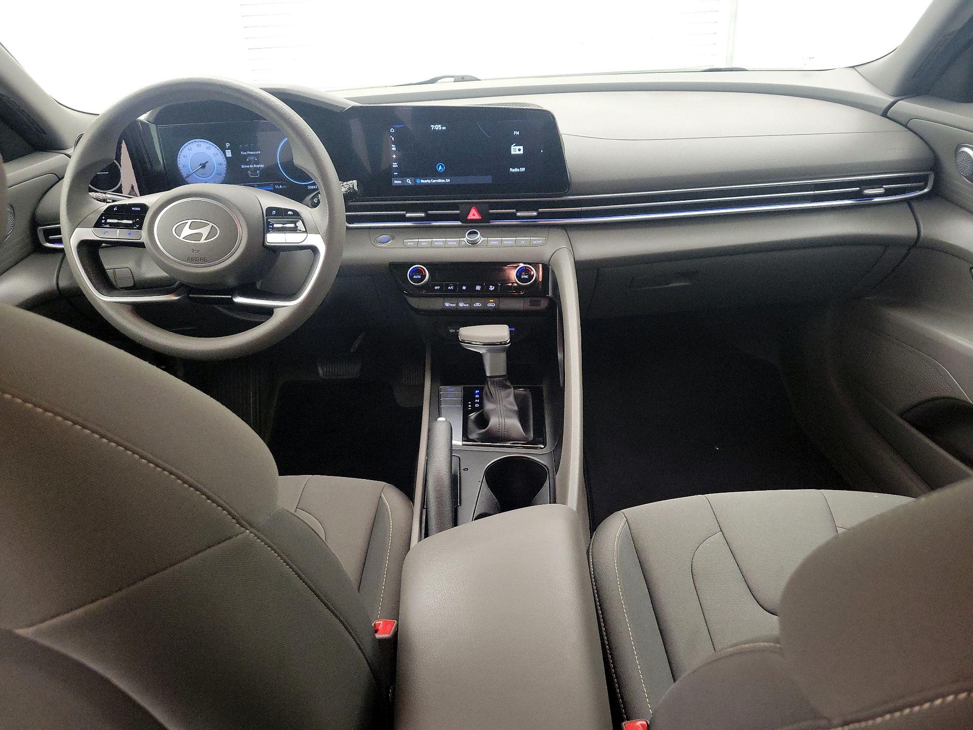 Thumbnail: 2024 Hyundai Elantra - 9