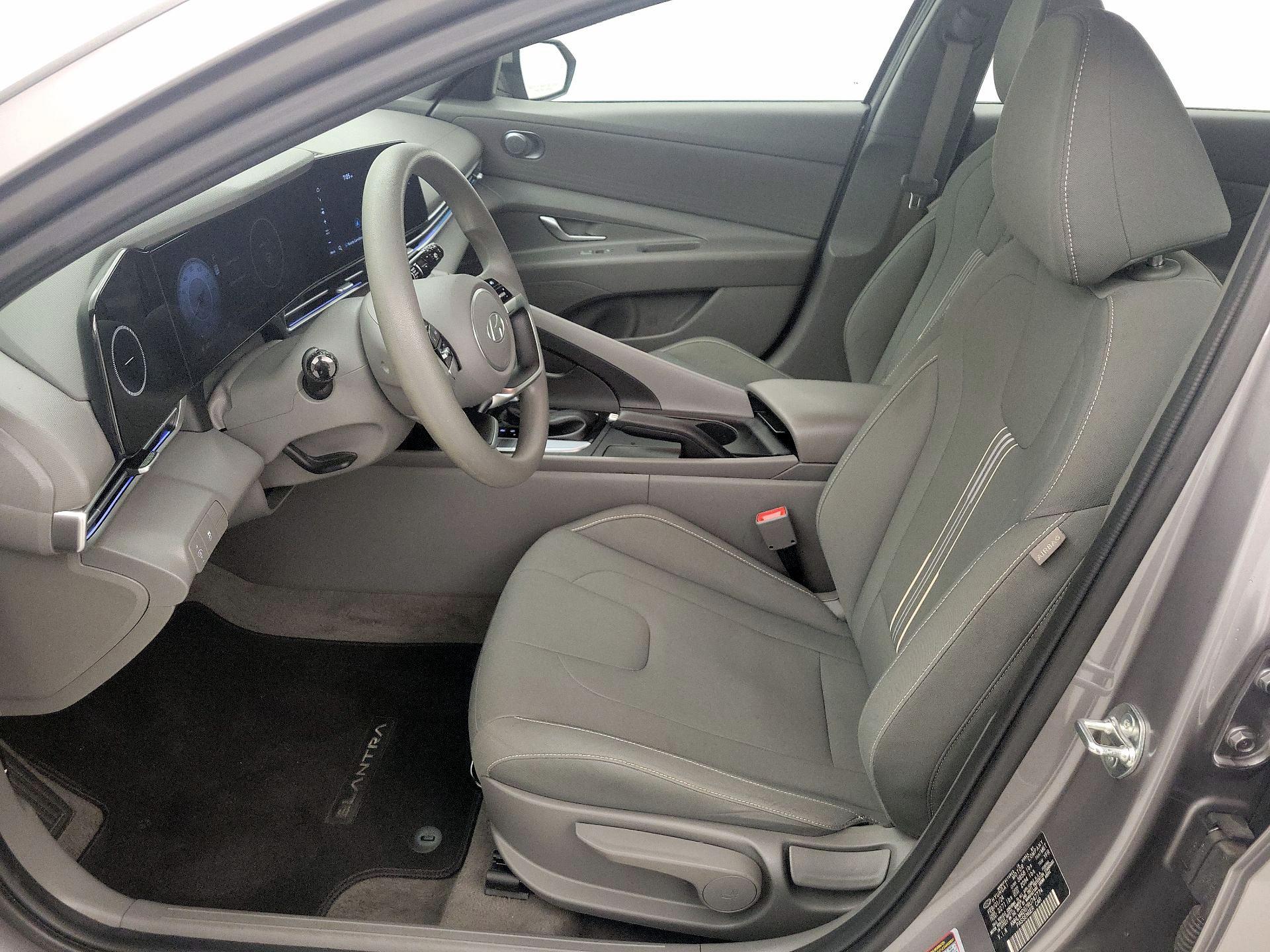 Thumbnail: 2024 Hyundai Elantra - 11