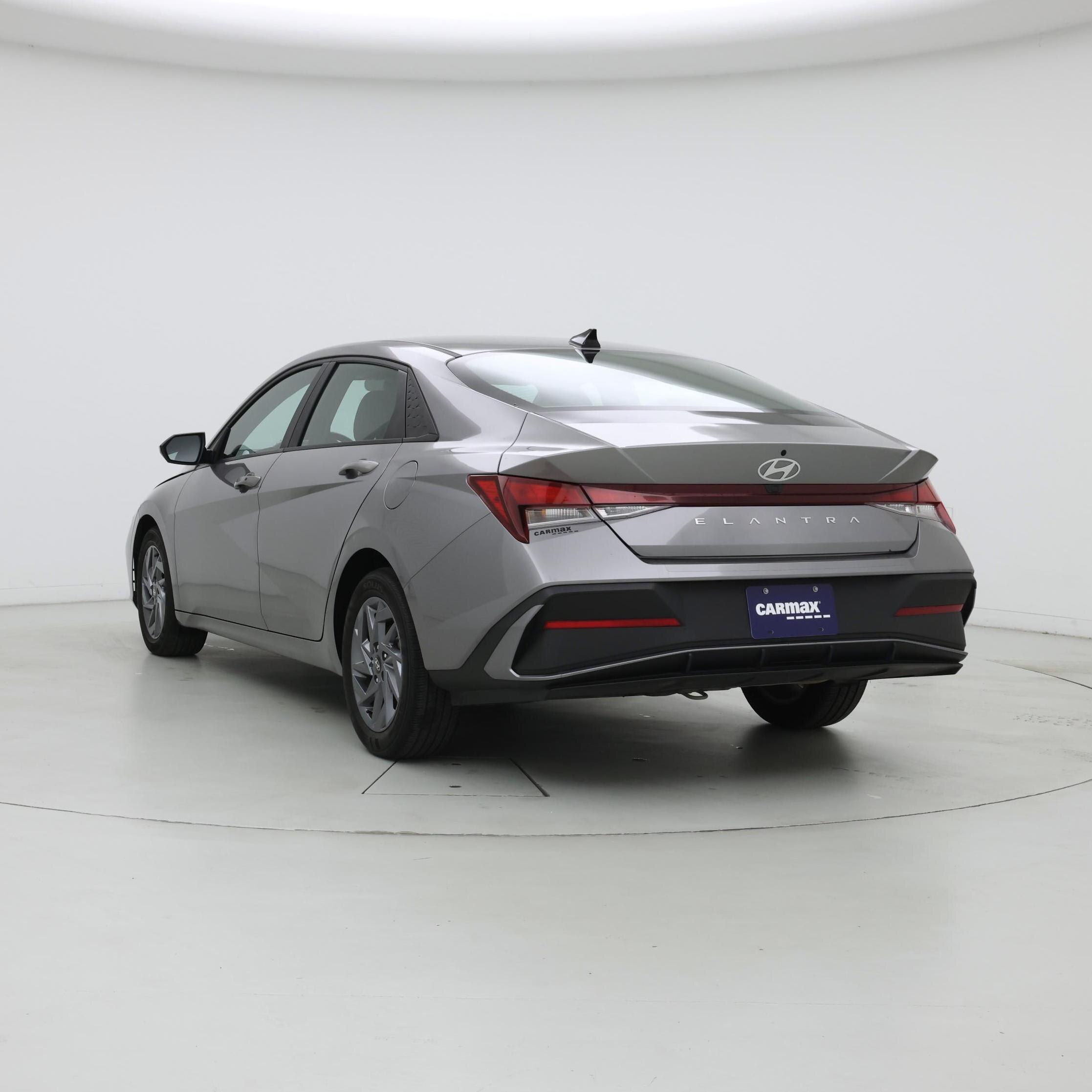 Thumbnail: 2024 Hyundai Elantra - 2