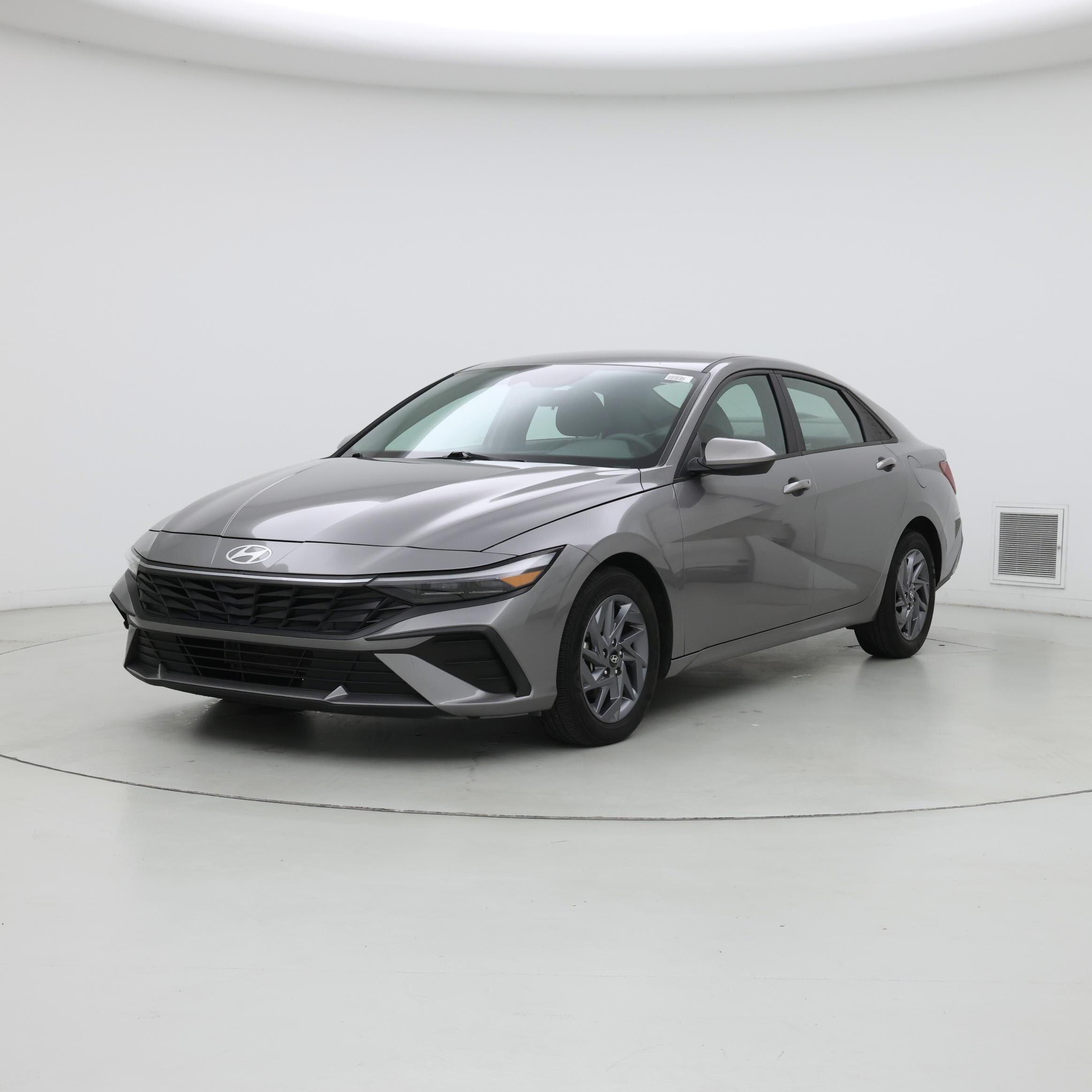 Thumbnail: 2024 Hyundai Elantra - 4