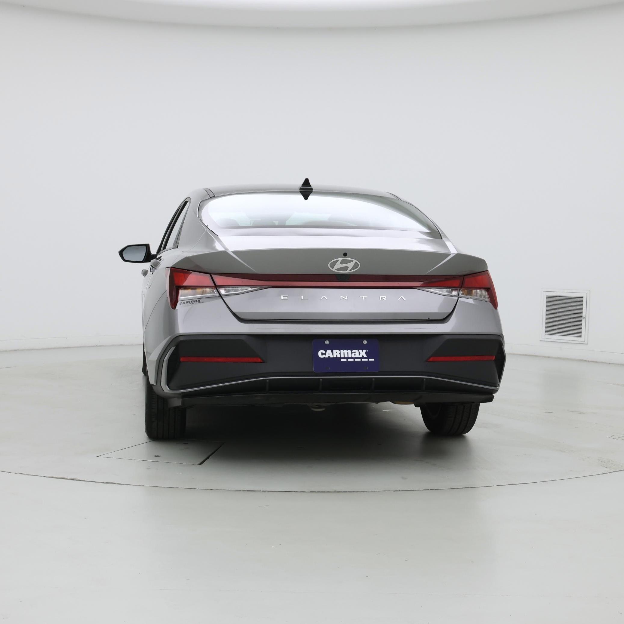 Thumbnail: 2024 Hyundai Elantra - 6