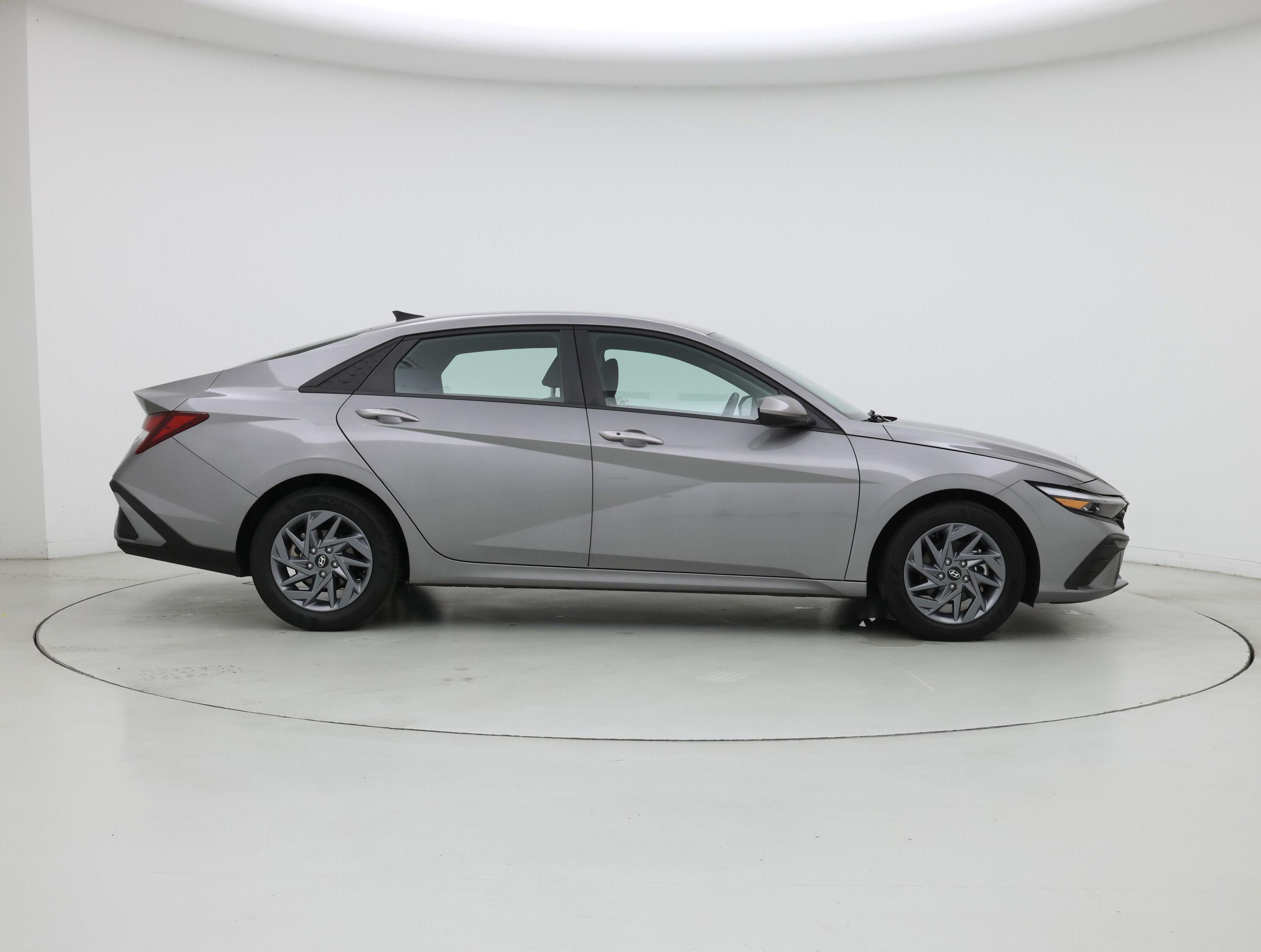 Thumbnail: 2024 Hyundai Elantra - 7