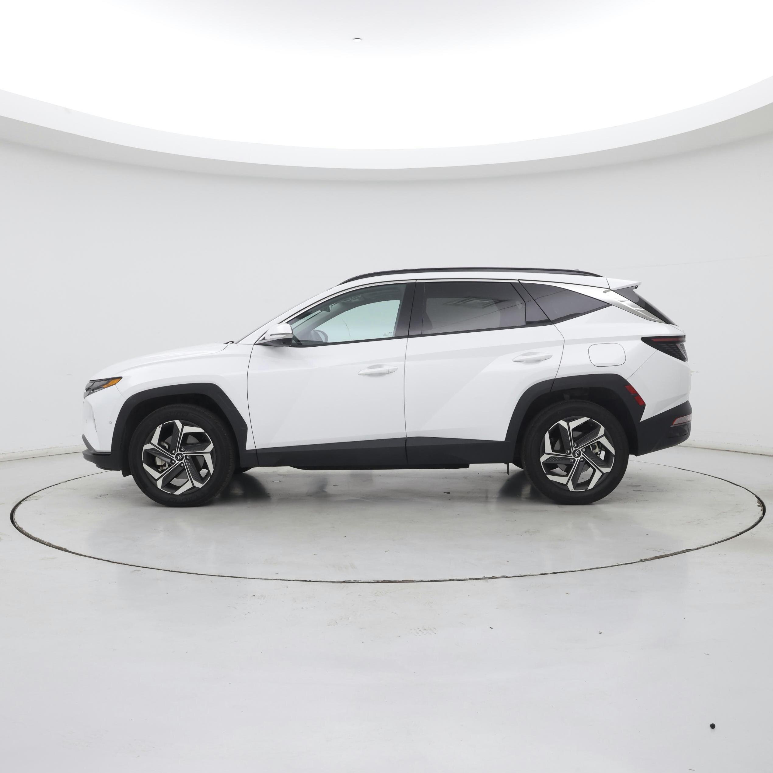Thumbnail: 2022 Hyundai Tucson - 3
