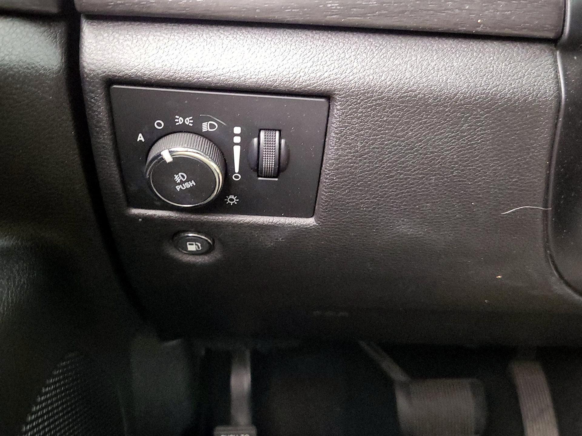 Thumbnail: 2018 Jeep Grand Cherokee - 13