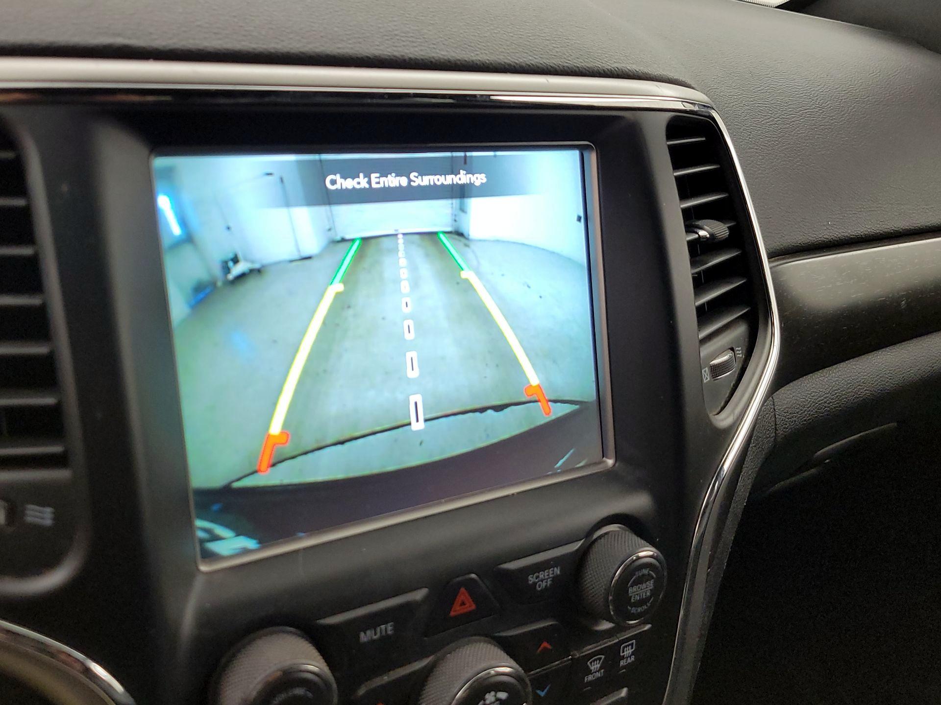 Thumbnail: 2018 Jeep Grand Cherokee - 15