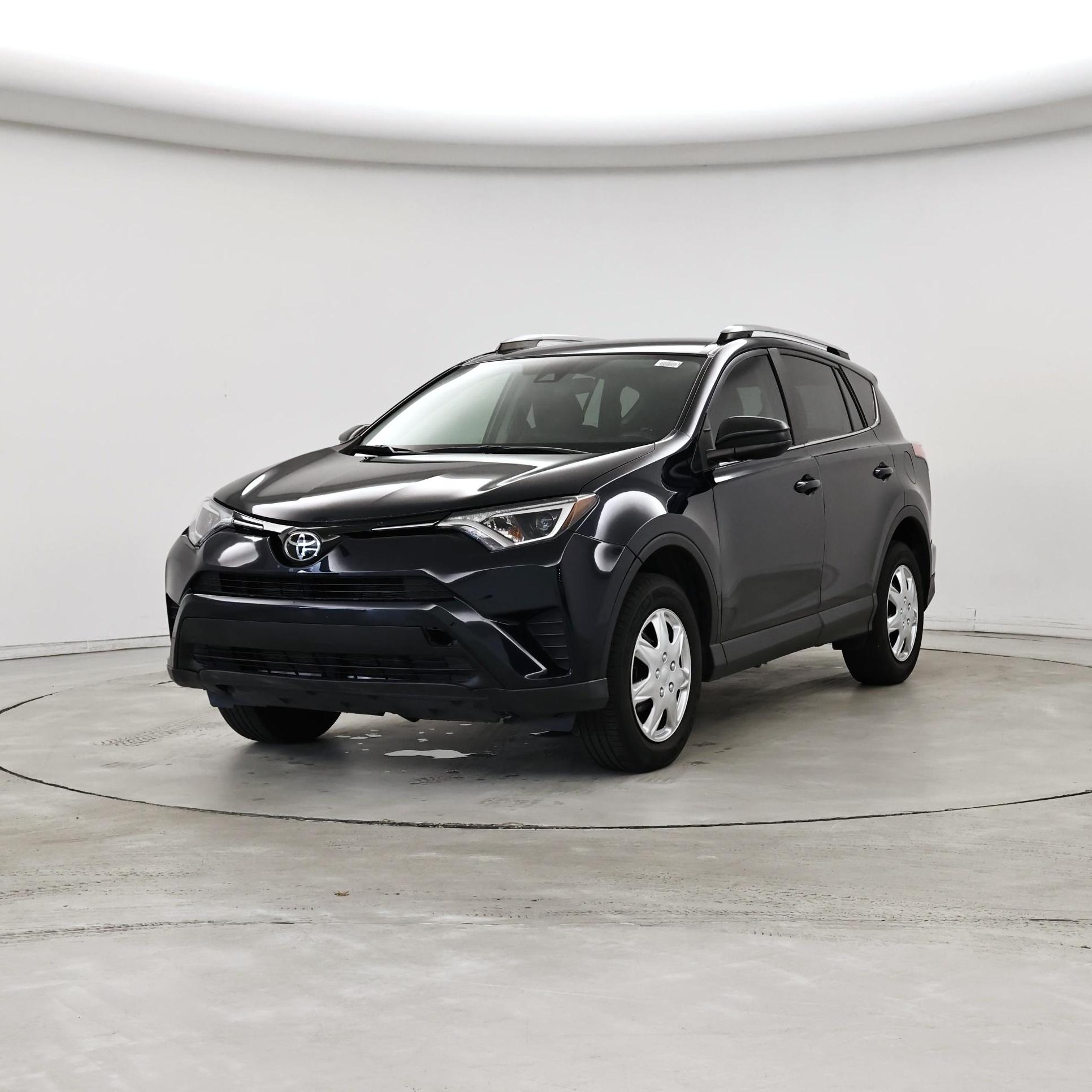 Thumbnail: 2017 Toyota RAV4 - 4