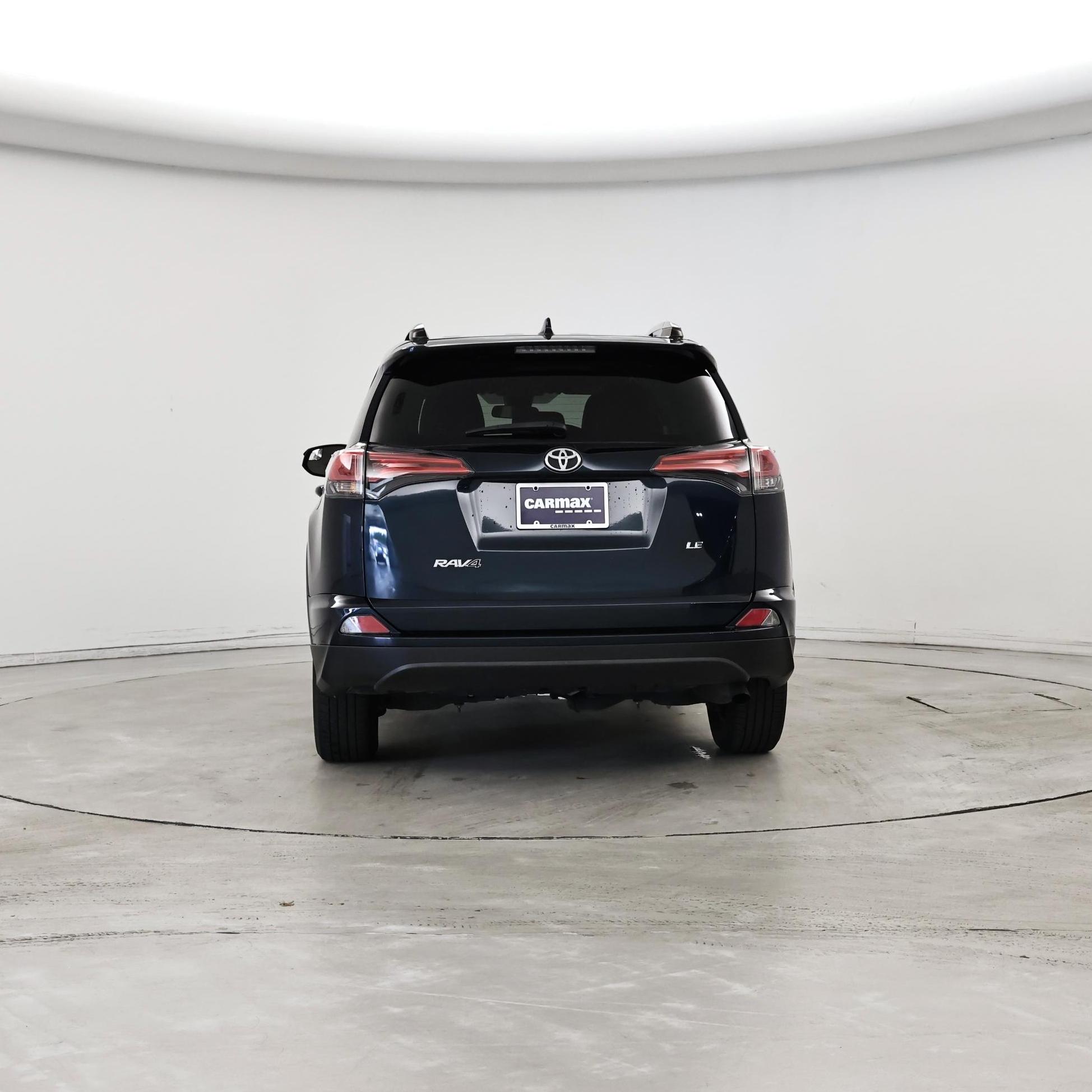 Thumbnail: 2017 Toyota RAV4 - 6