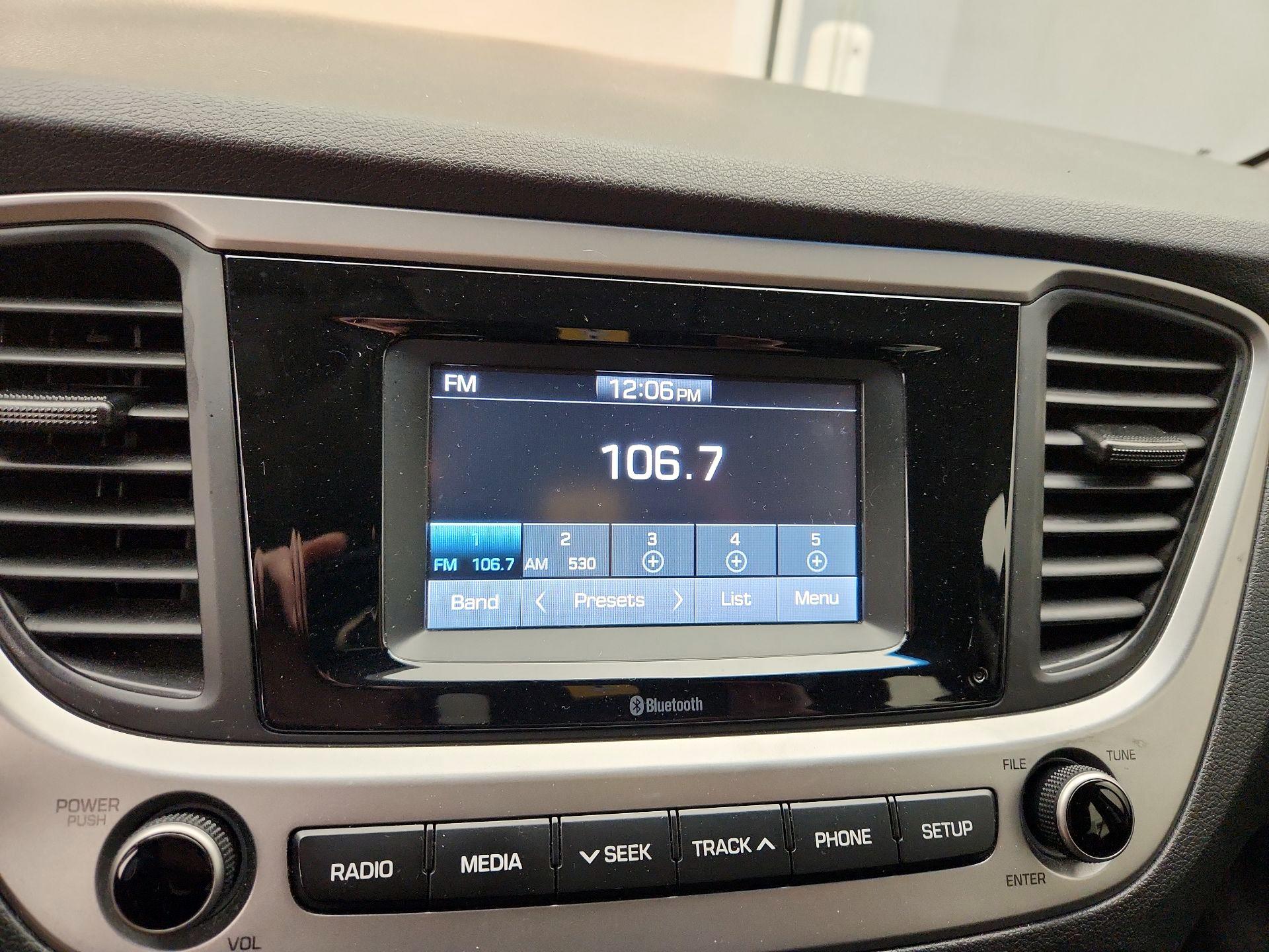 Thumbnail: 2018 Hyundai Accent - 15