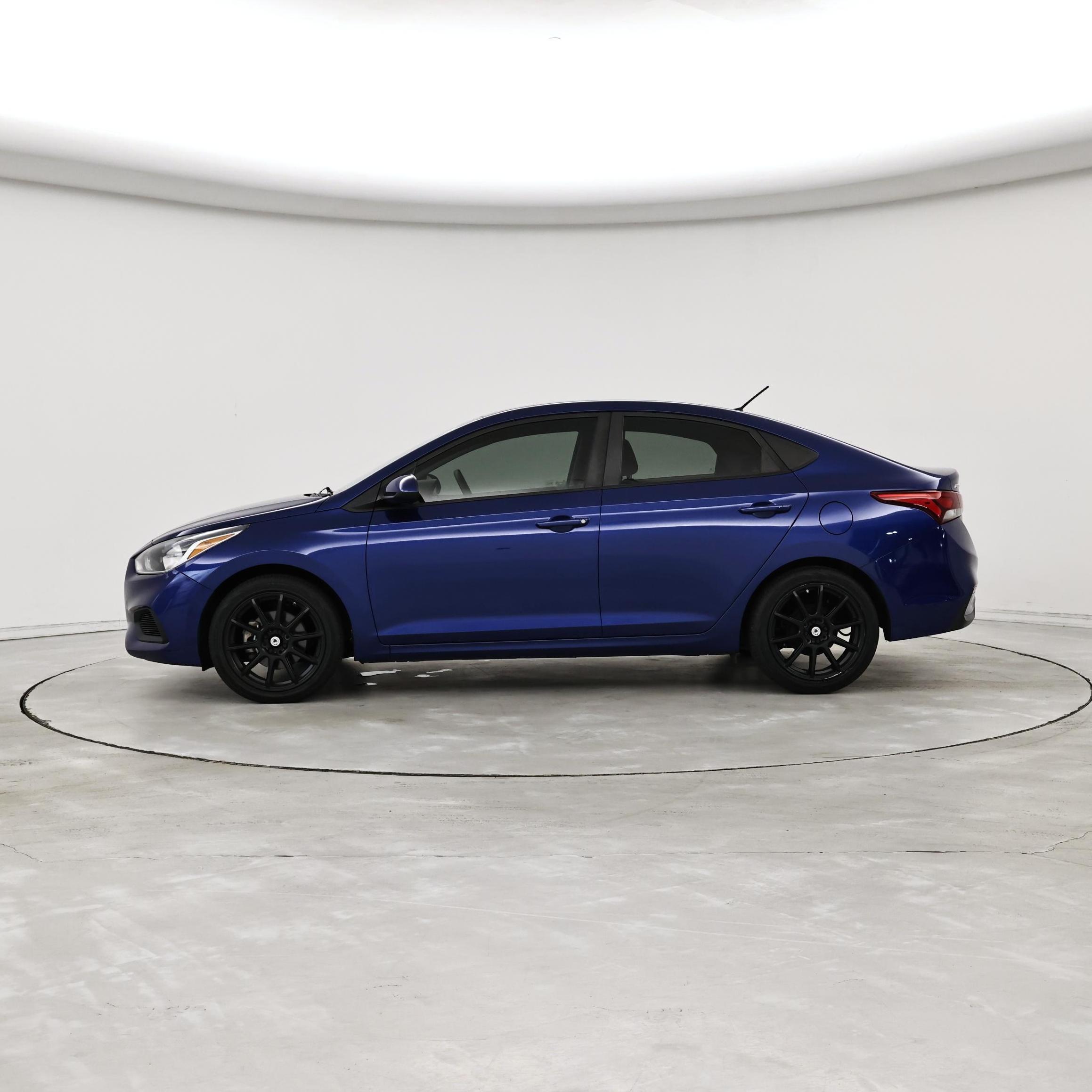 Thumbnail: 2018 Hyundai Accent - 3