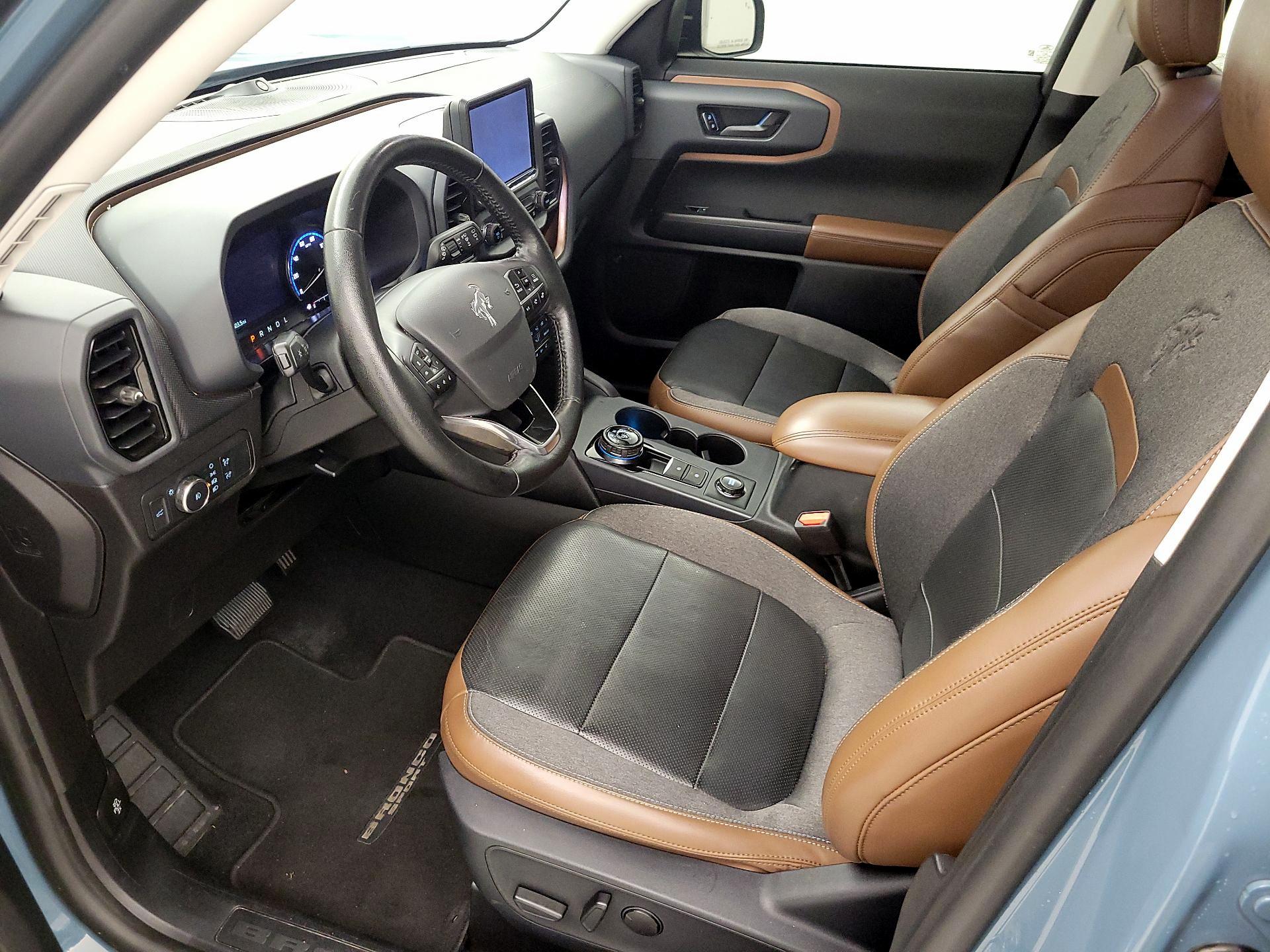 Thumbnail: 2021 Ford Bronco Sport - 11