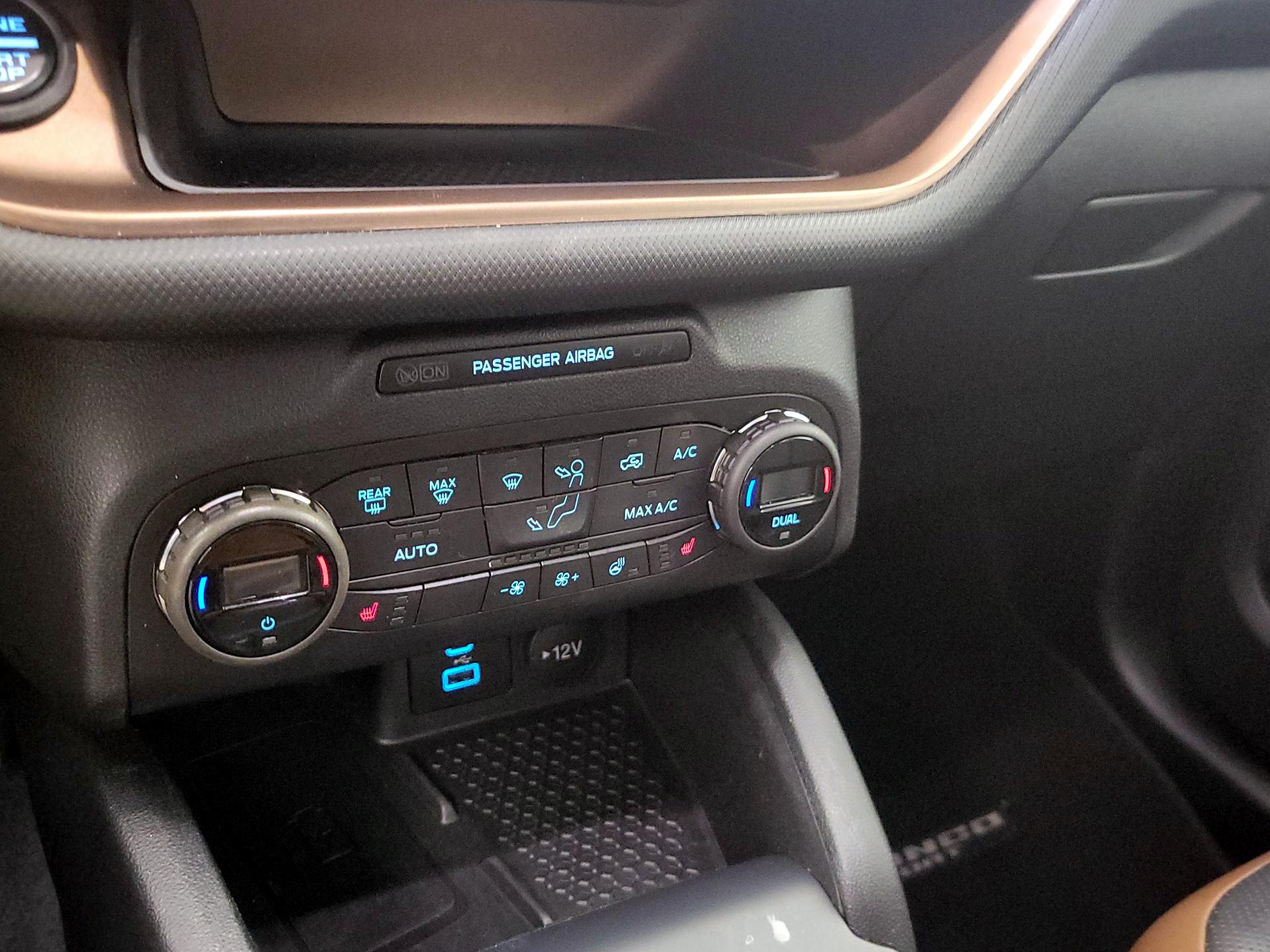 Thumbnail: 2021 Ford Bronco Sport - 17