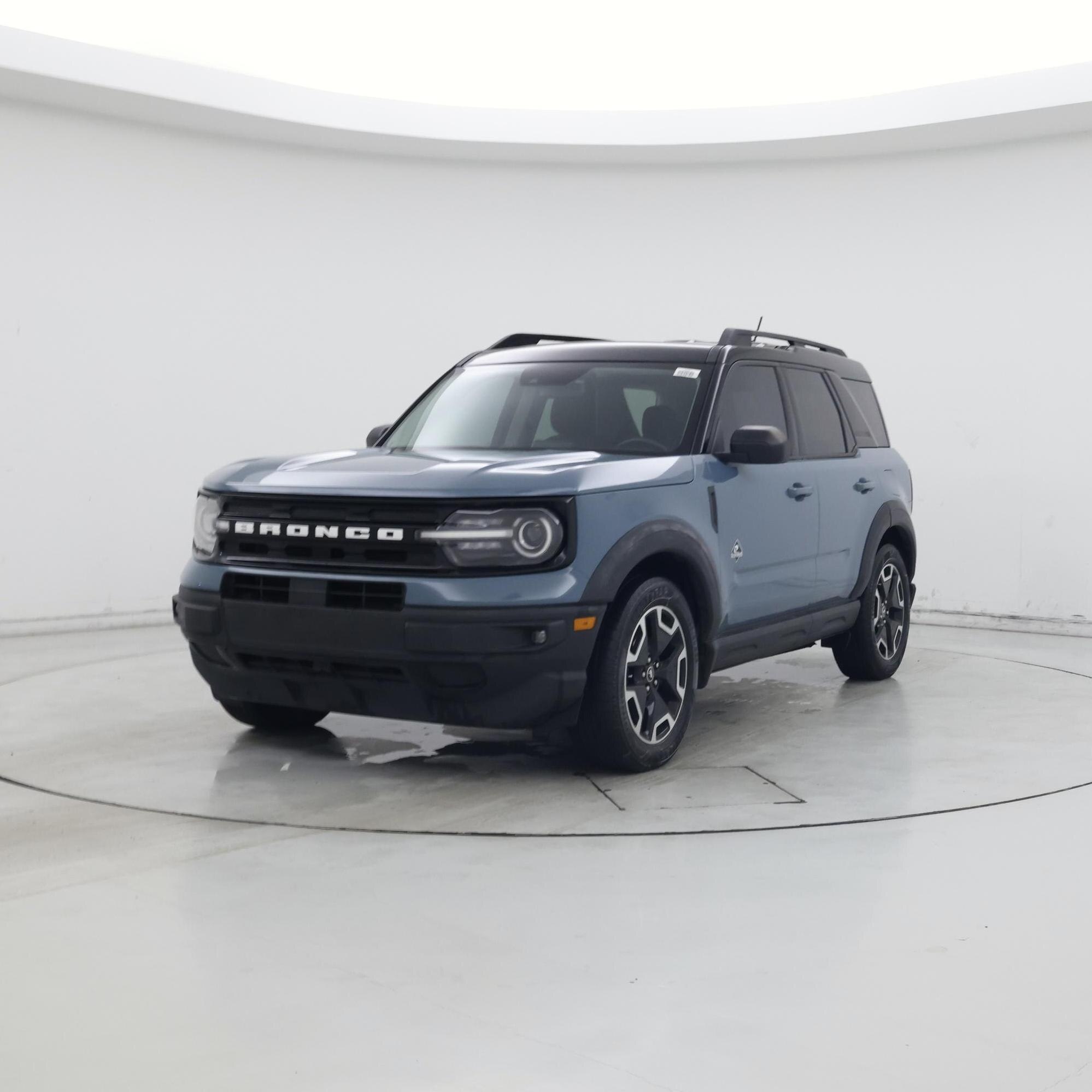 Thumbnail: 2021 Ford Bronco Sport - 4