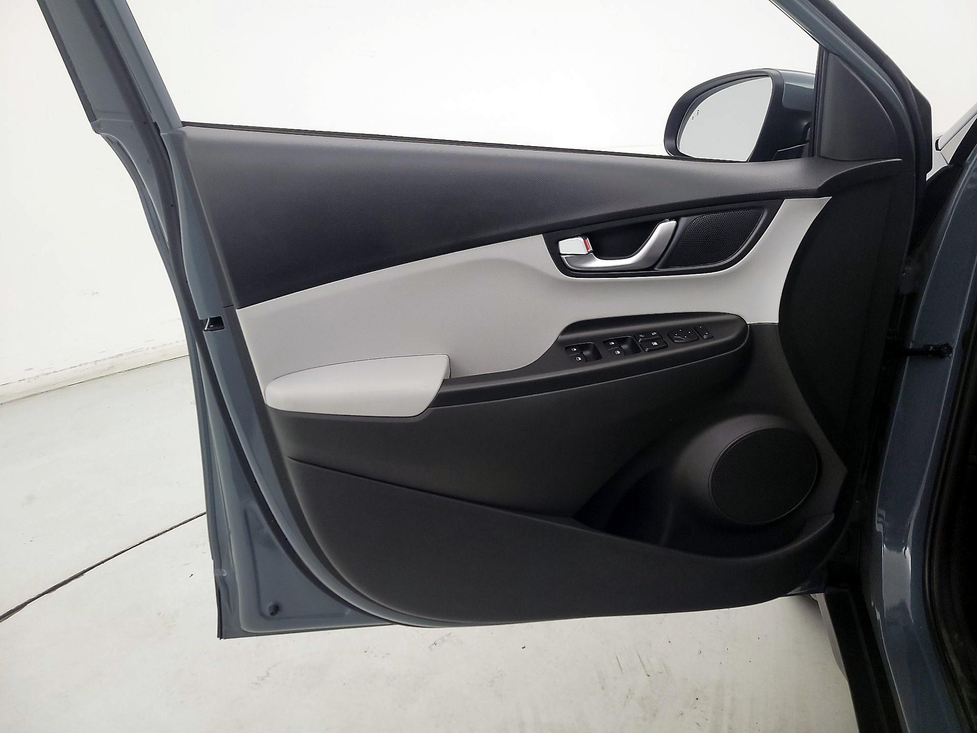 Thumbnail: 2022 Hyundai Kona - 12
