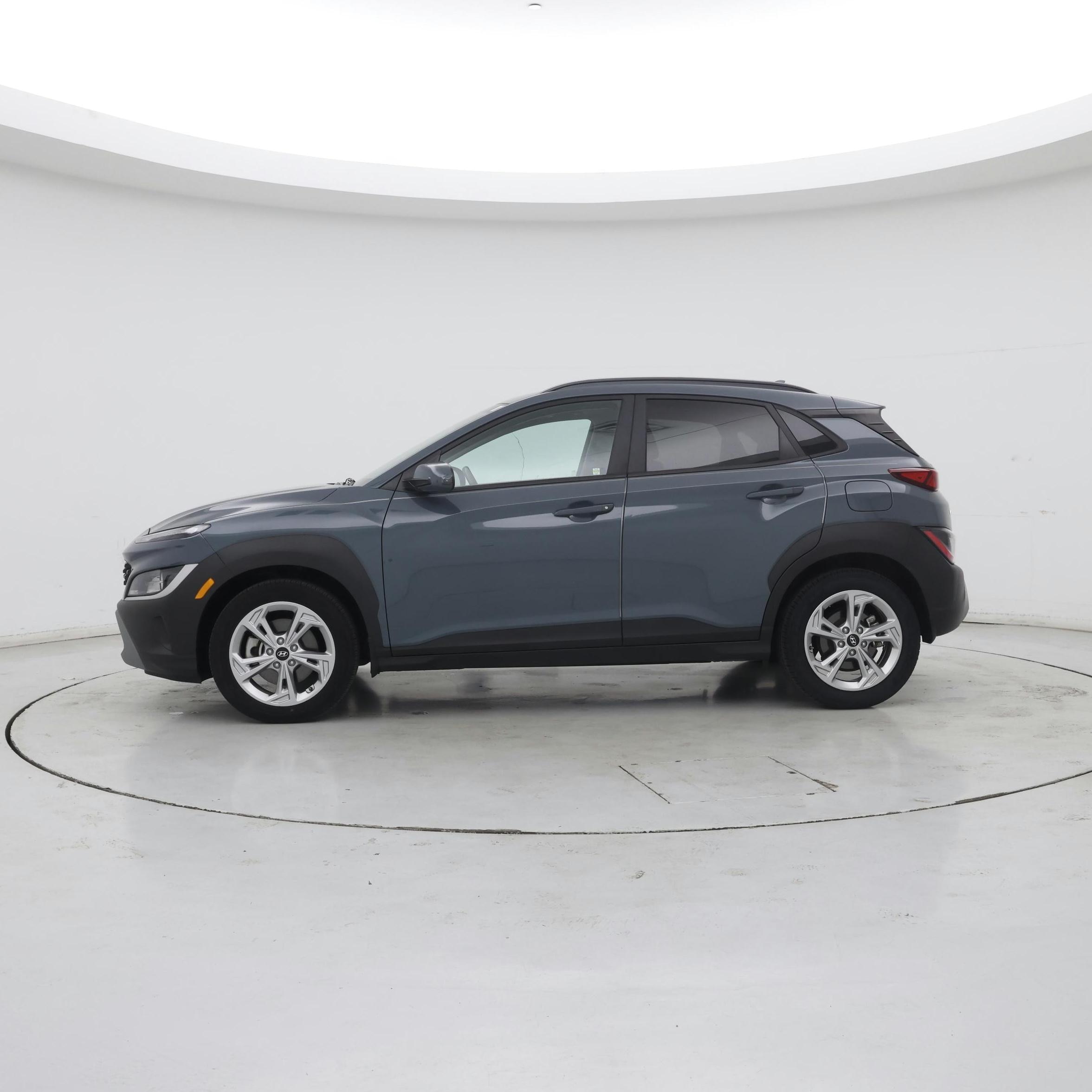 Thumbnail: 2022 Hyundai Kona - 3