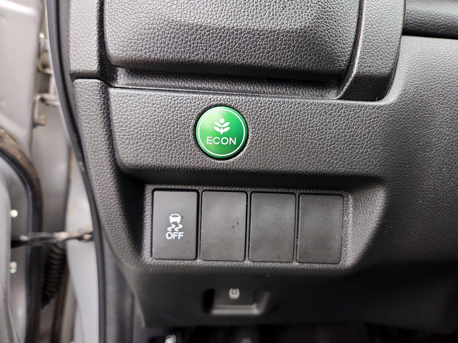 Thumbnail: 2015 Honda Fit - 13